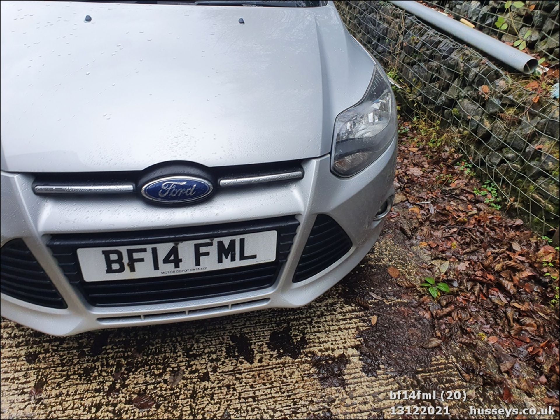 14/14 FORD FOCUS ZETEC TURBO - 998cc 5dr Hatchback (Silver, 83k) - Image 20 of 31