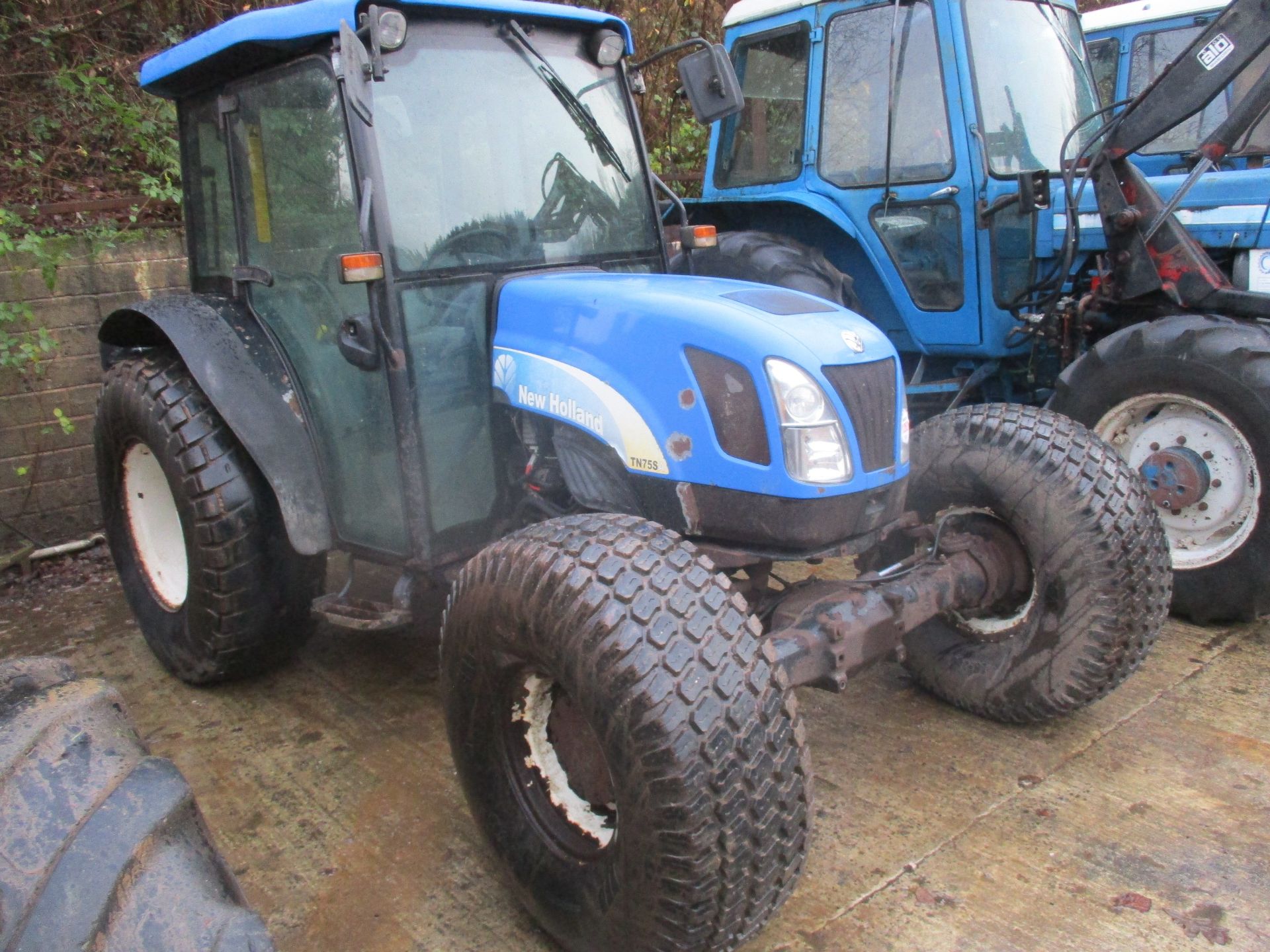 NEW HOLLAND TN75SA TRACTOR WX56 GHJ - Image 2 of 5