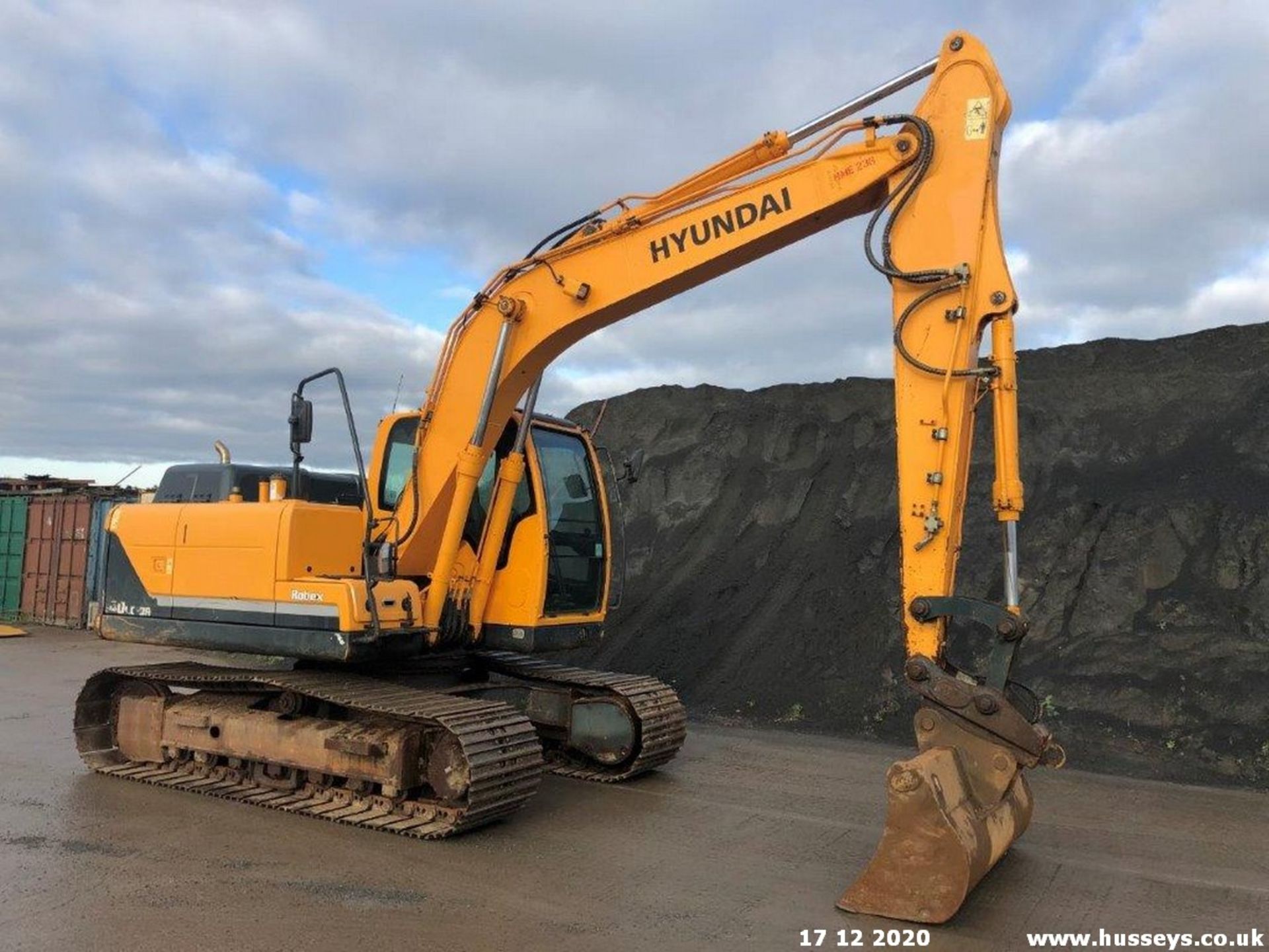 HYUNDAI ROBEX 140 LC-9A EXCAVATOR 2014 5507HRS C.W HAMMER CIRCUIT, HYDRAULIC HITCH & 2 BUCKETS