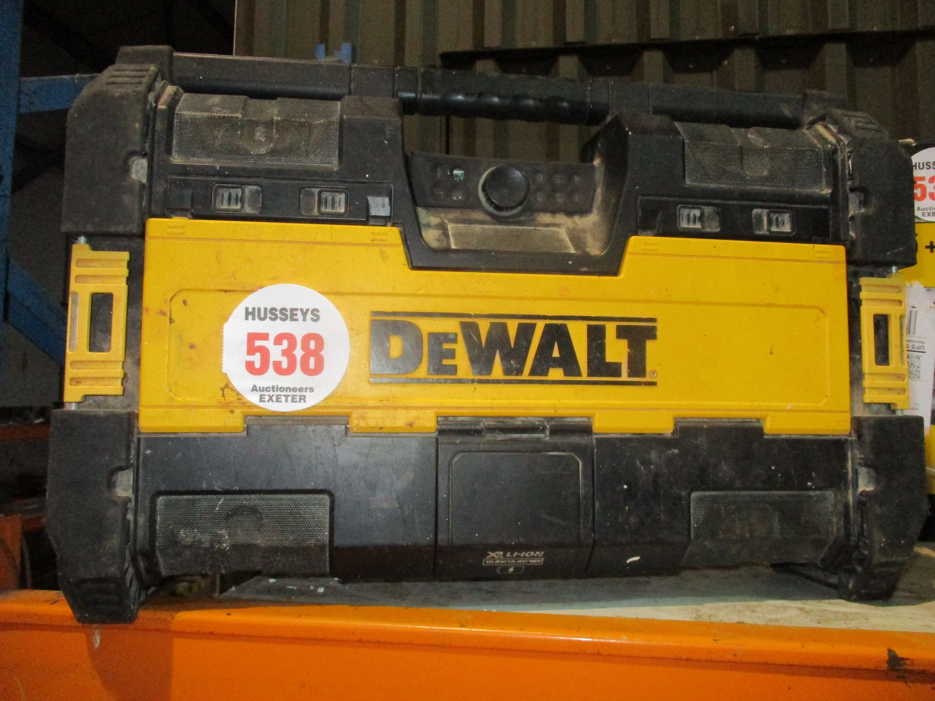 DEWALT RADIO