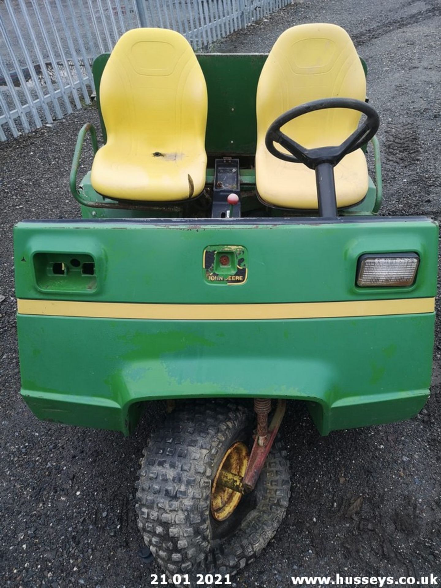 JOHN DEERE AMT622 5 WHEEL BUGGY - Image 3 of 4