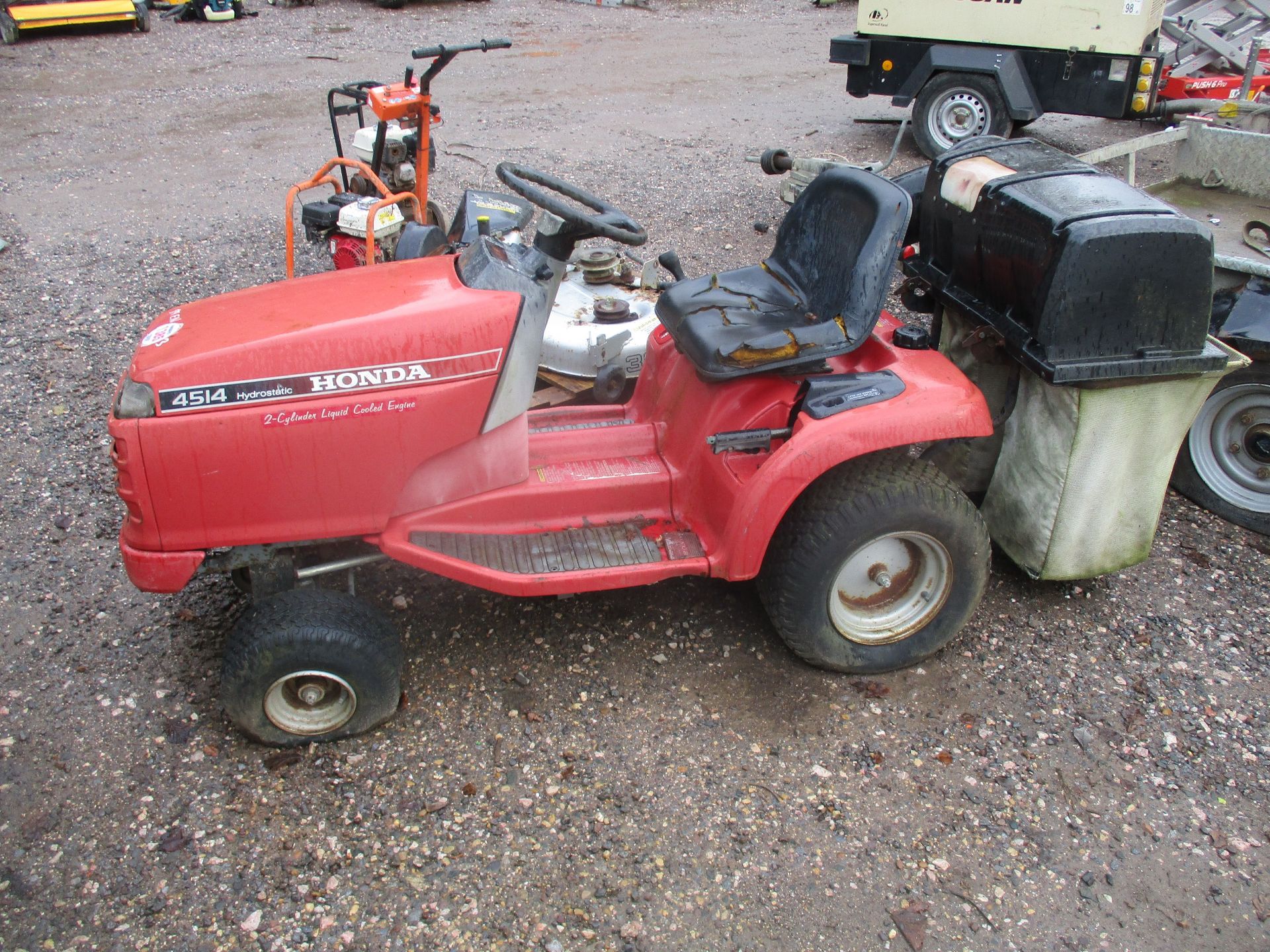 HONDA RIDE ON MOWER