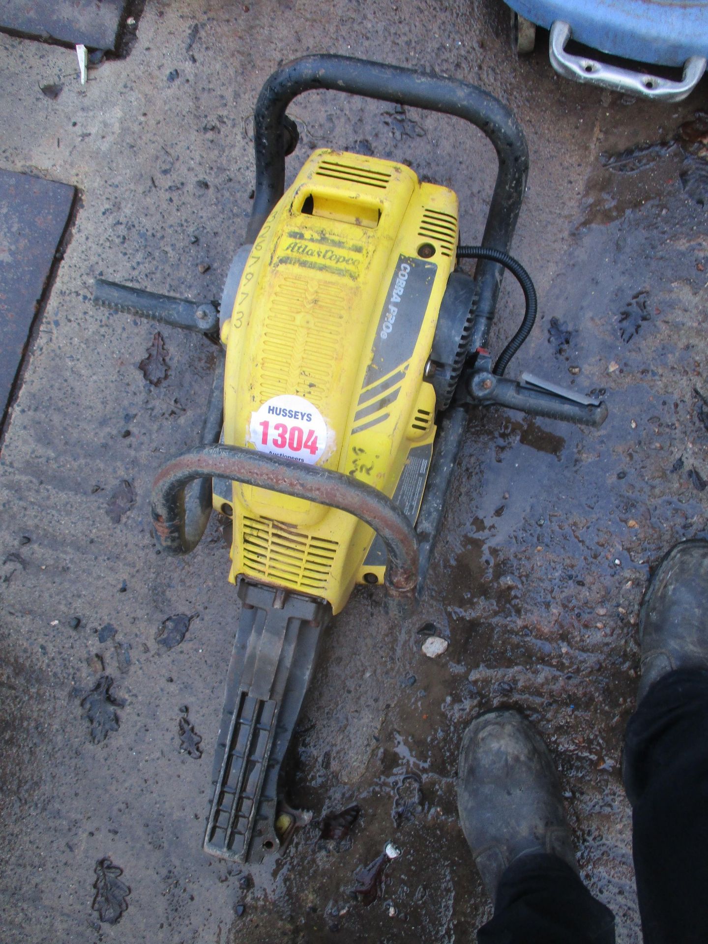 ATLAS COPCO BREAKER