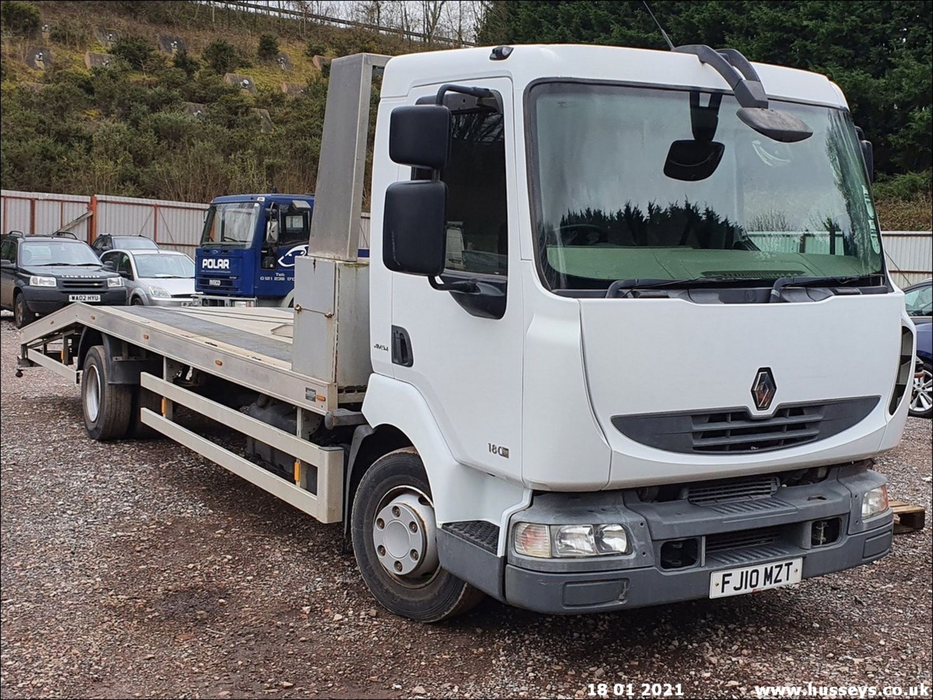 10/10 RENAULT TRUCKS MIDLUM (45) - 4764cc 2dr Flat Bed (White, 331k)