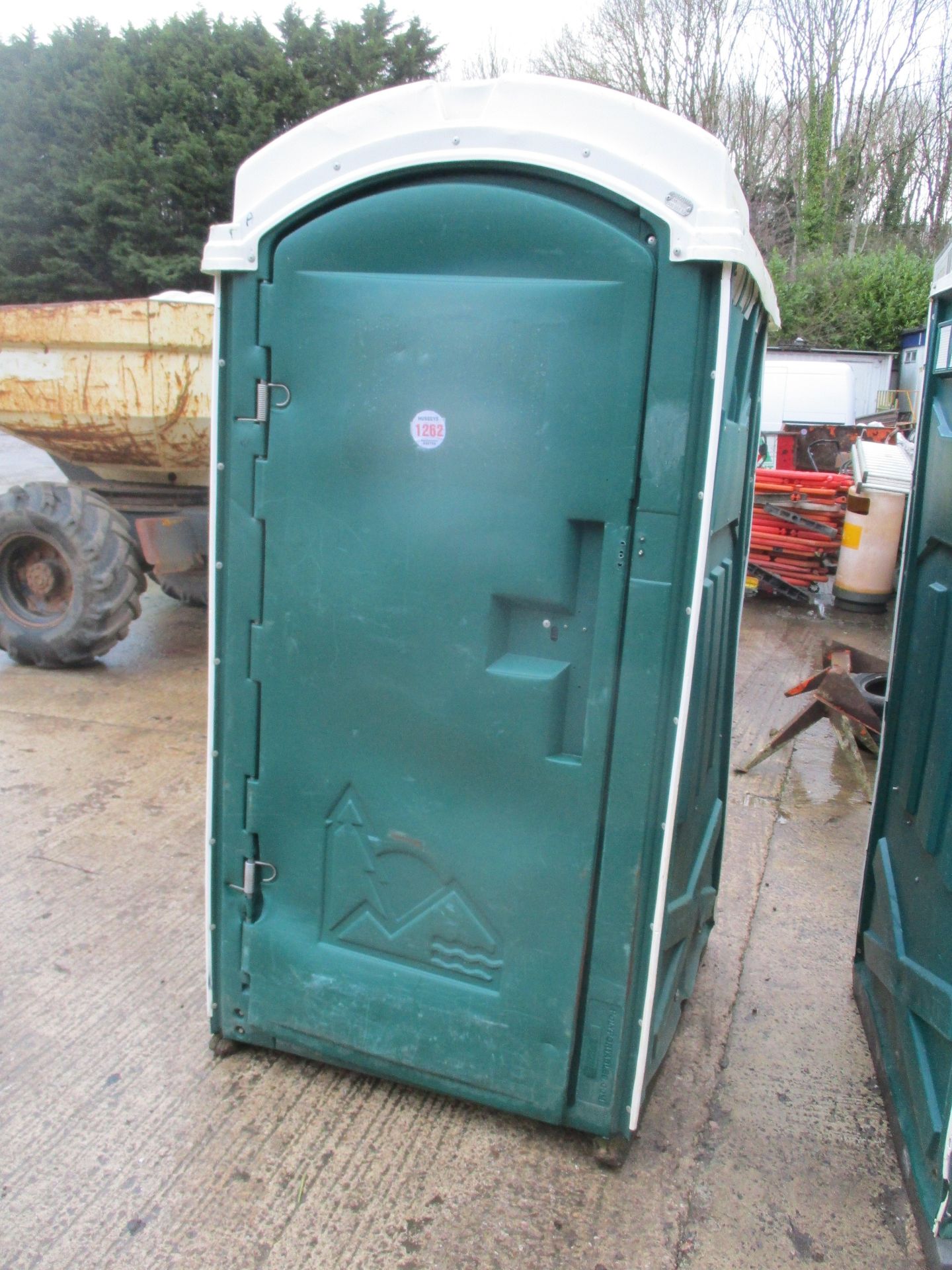 PORTABLE TOILET