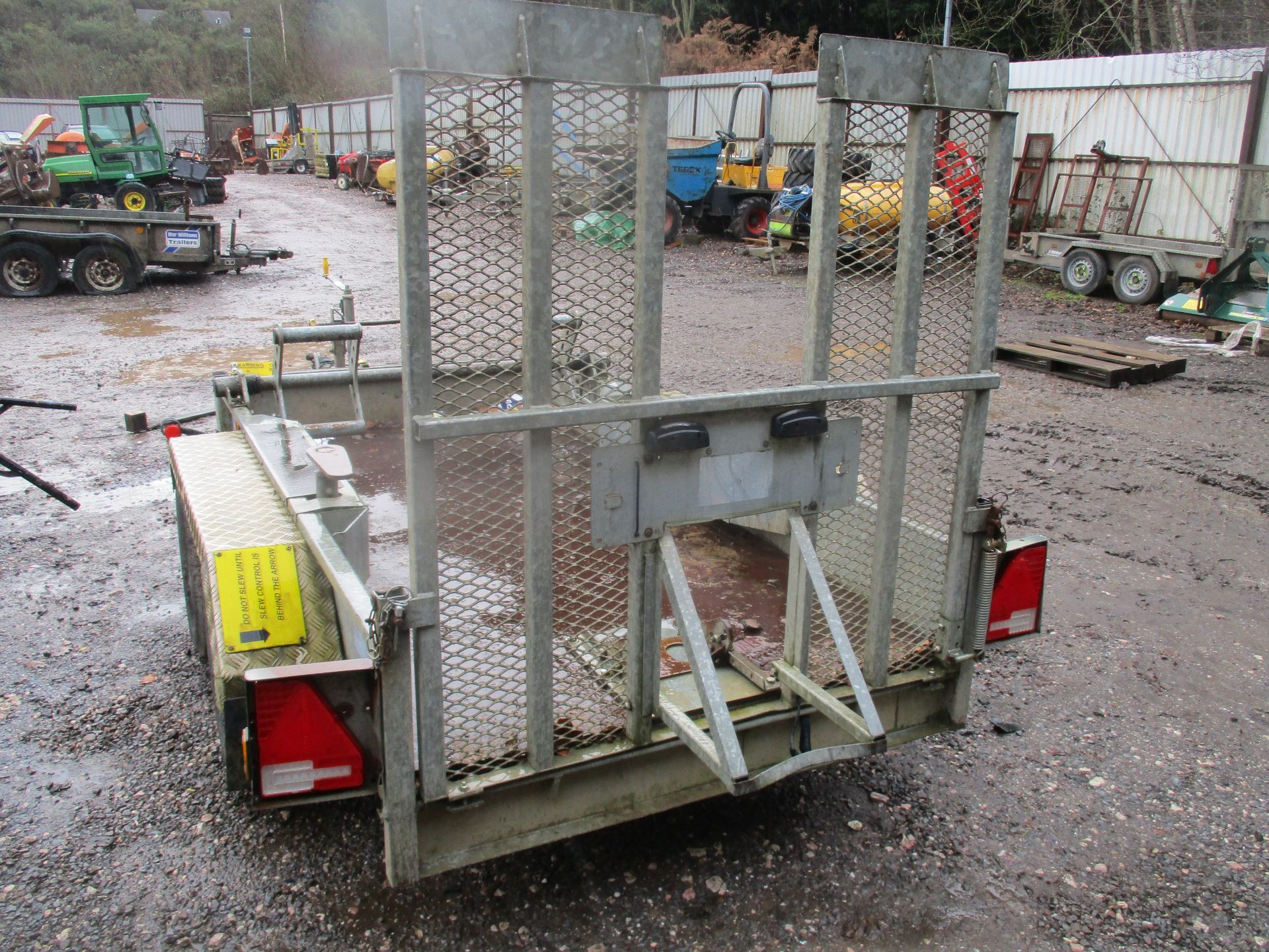 INDESPENSION MINI DIGGER TRAILER C.W TRACK CLAMPS - Image 2 of 2