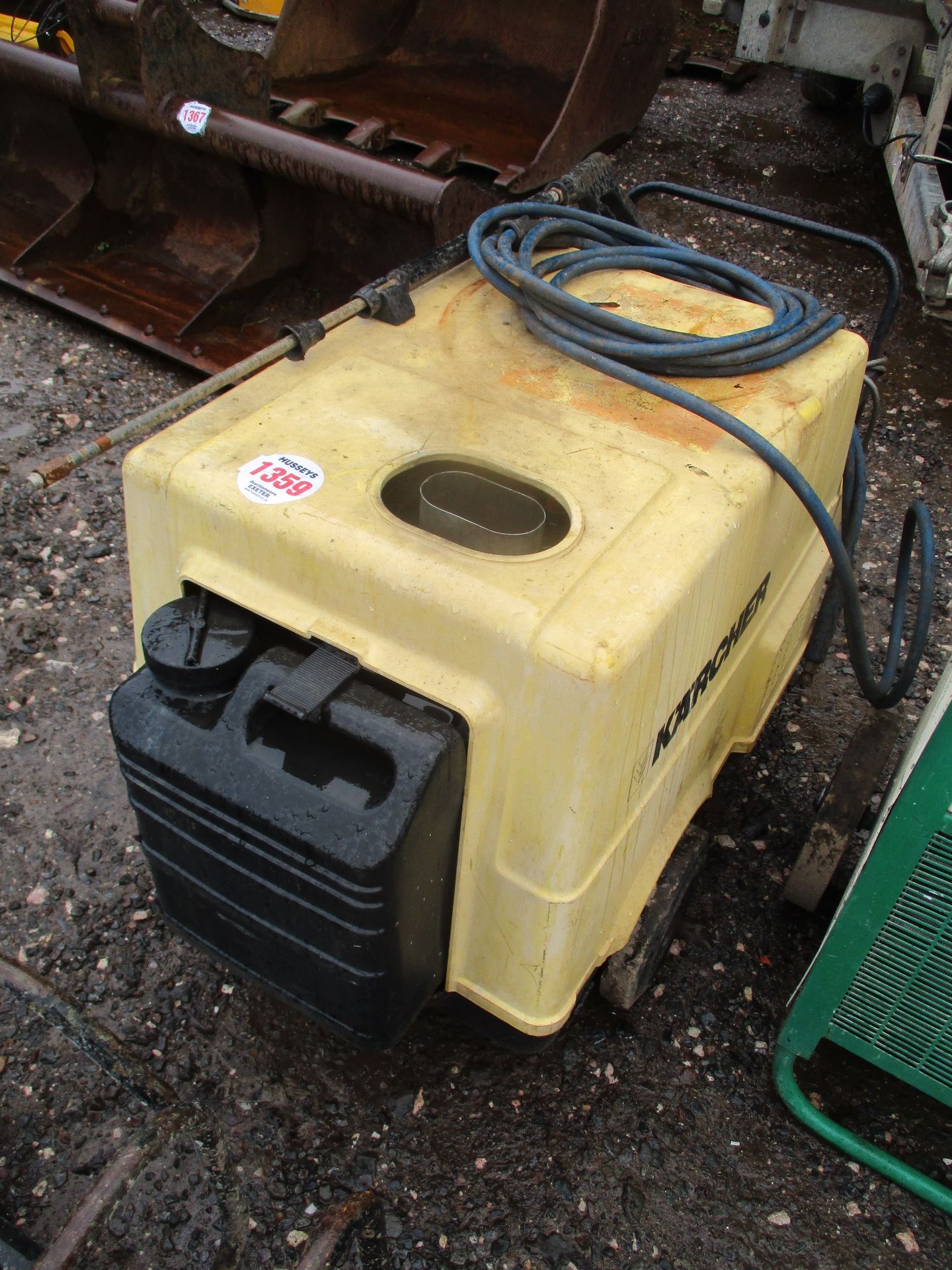 KARCHER PRESSURE WASHER