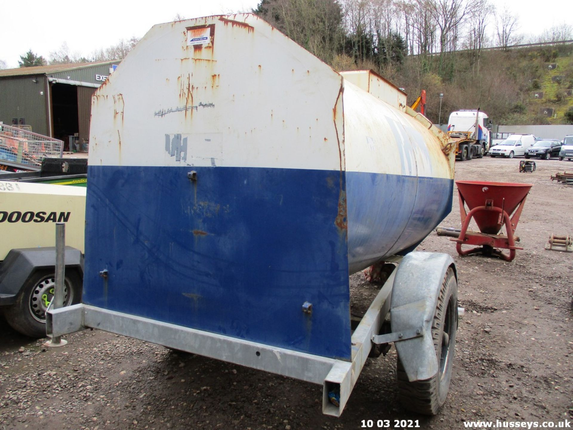 MAIN DIESEL BOWSER 2000 LITRE - Image 4 of 4