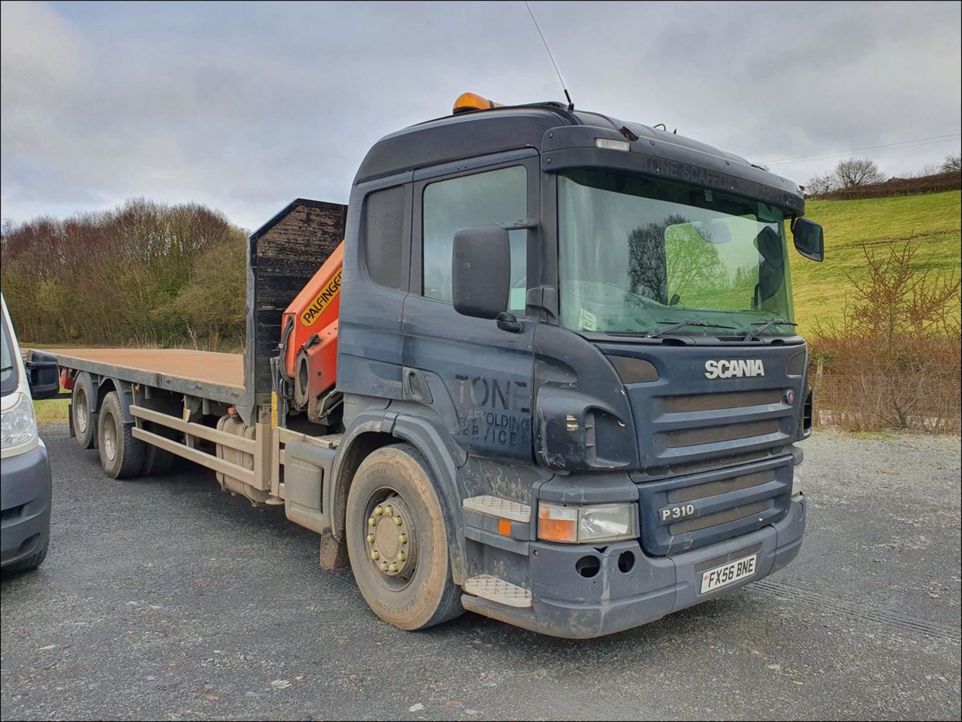 06/56 SCANIA P-SRS D-CLASS - 8970cc 2dr Flat Bed (Black) - Image 9 of 19