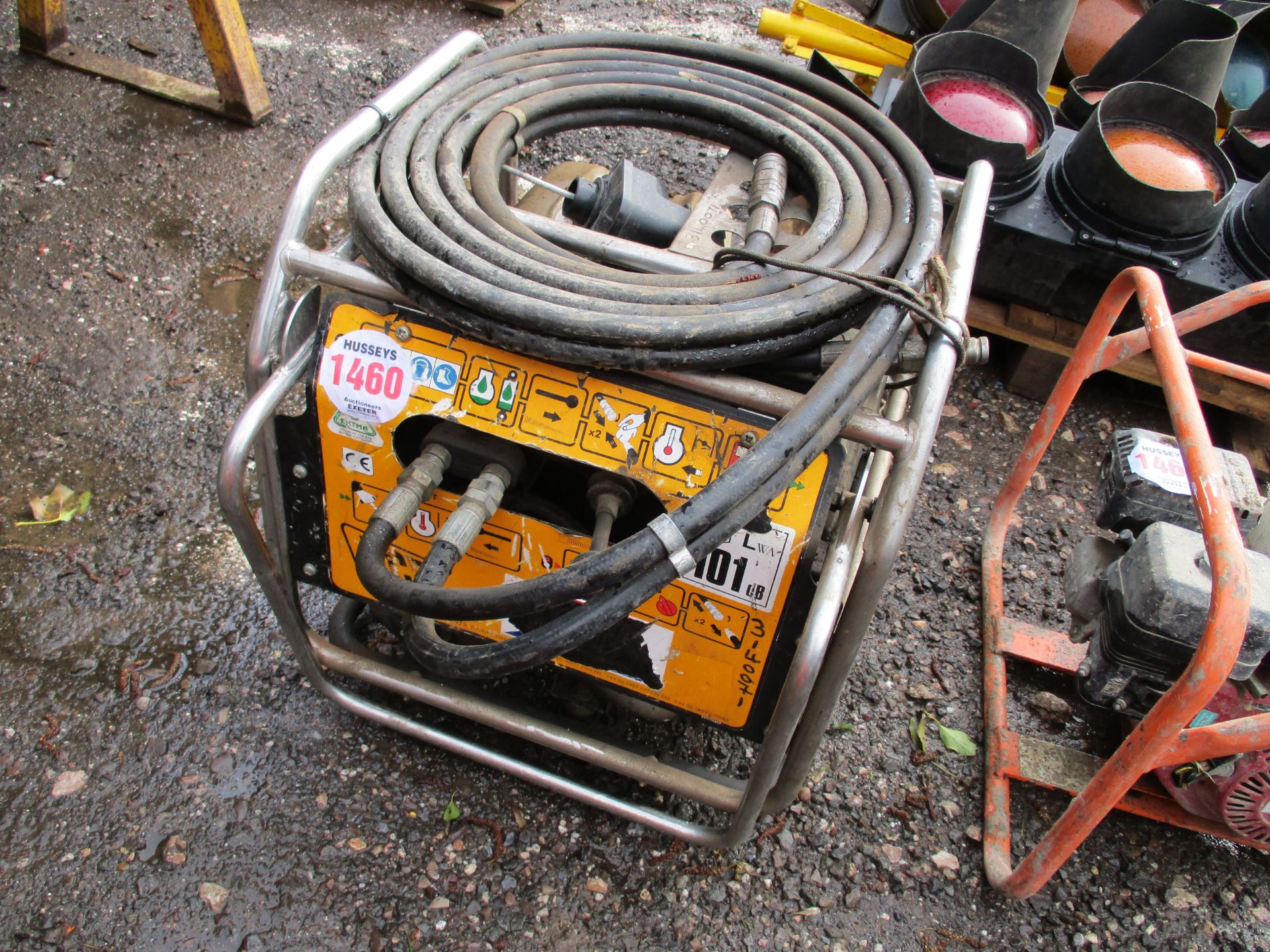 JCB HYDRAULIC PACK