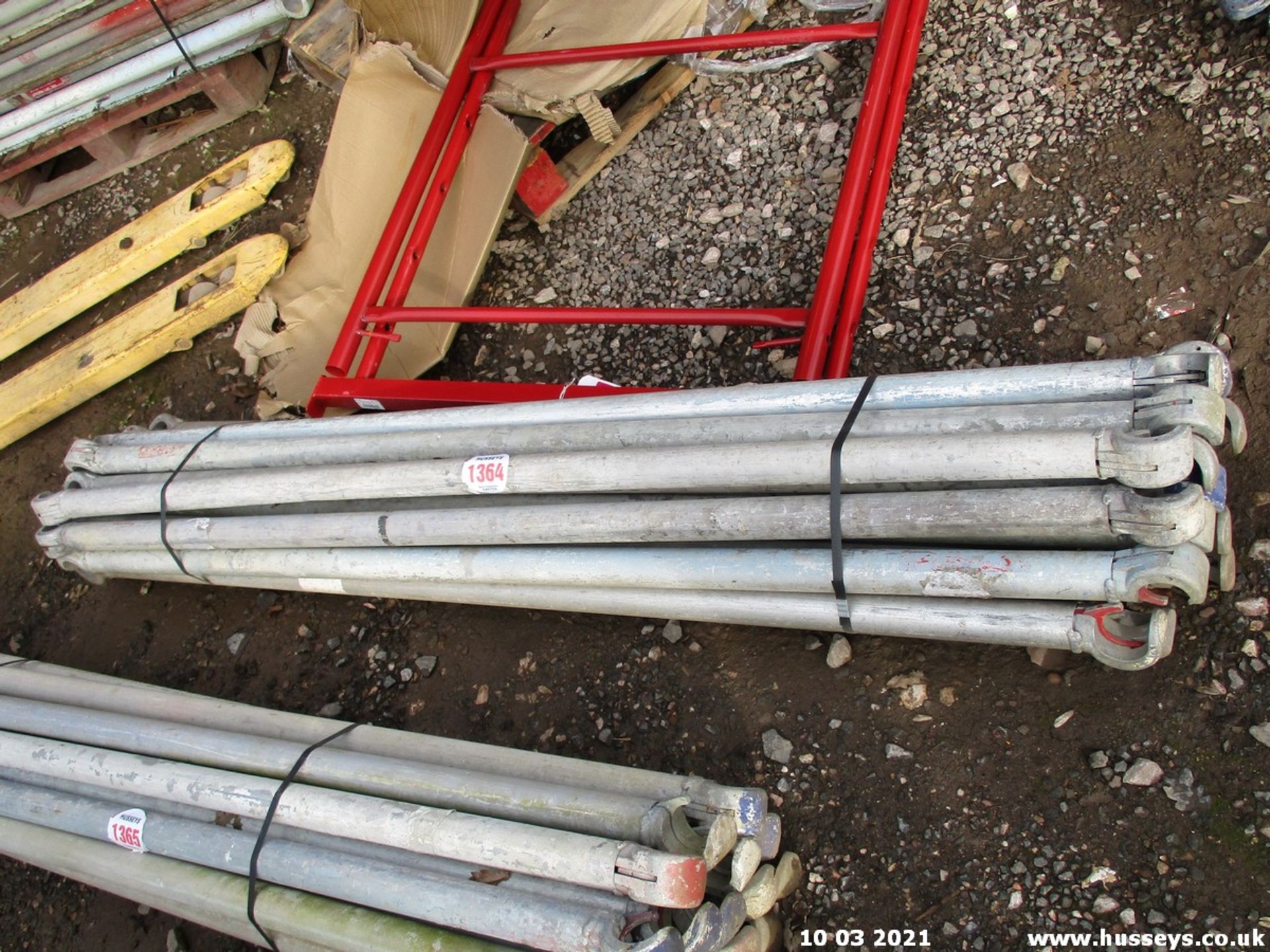 SCAFFOLD POLES