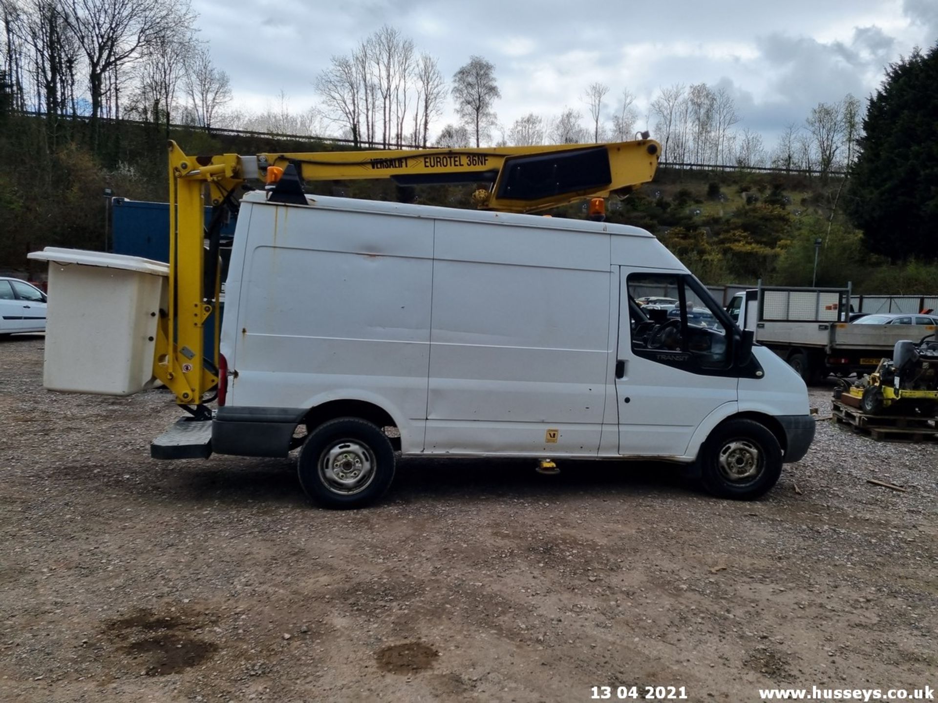 08/58 FORD TRANSIT 100 T350M RWD - 2402cc Van (White, 130k) - Image 12 of 16