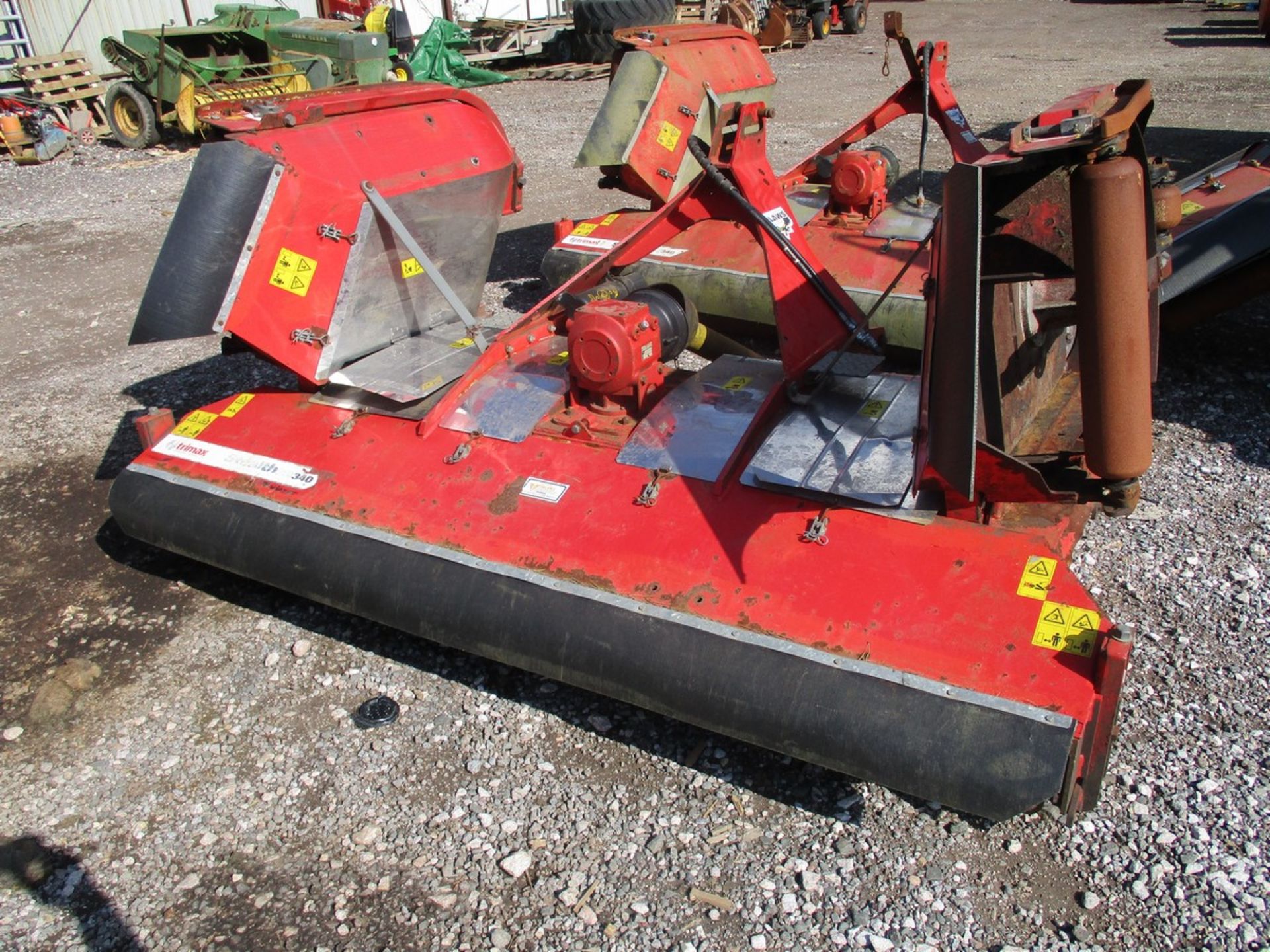 TRIMAX STEALTH BATWING MOWER - Image 2 of 2
