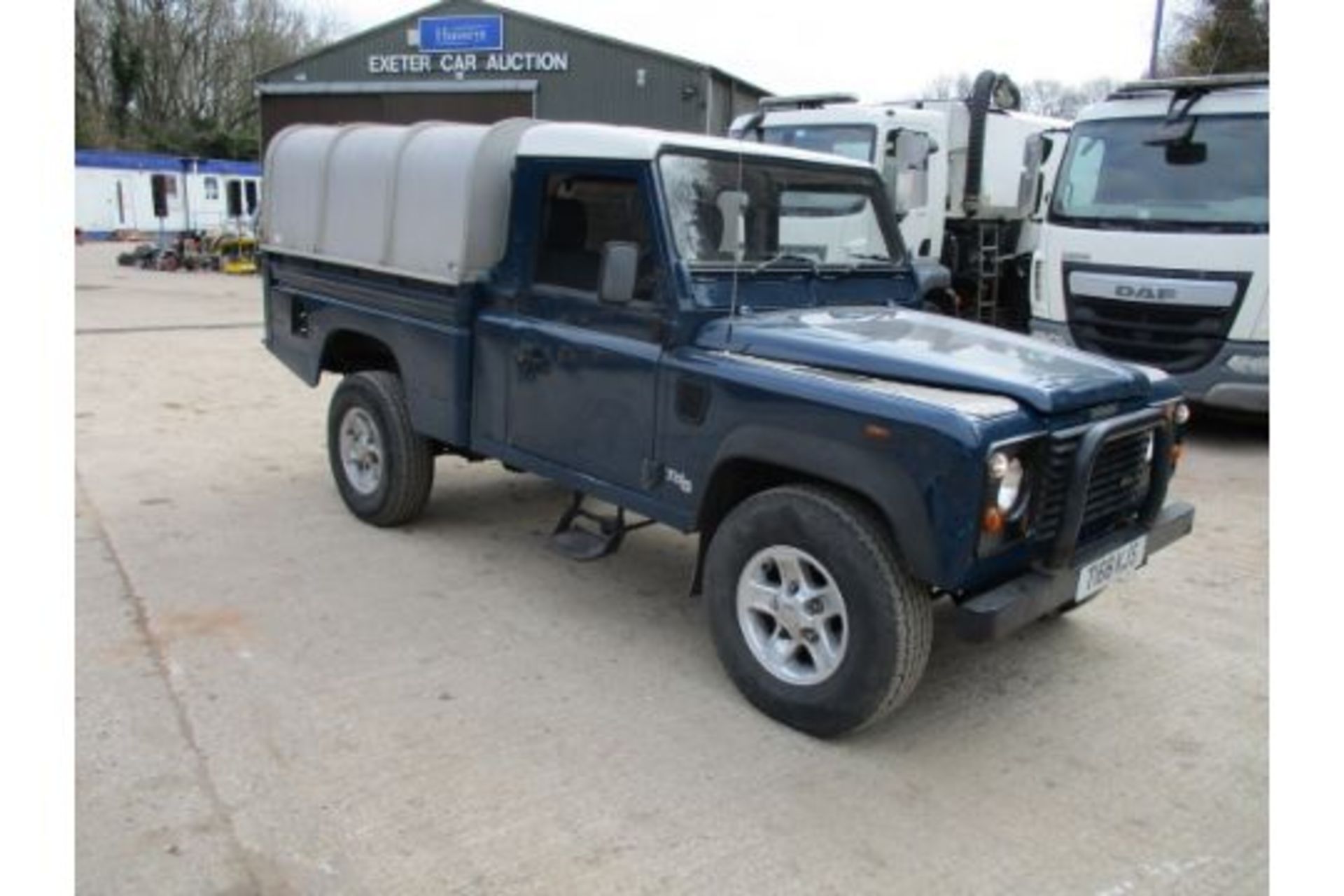 1999 LAND ROVER DEFENDER 110 TD5 - 2500cc 2dr 4x4 (Blue) - Image 4 of 10