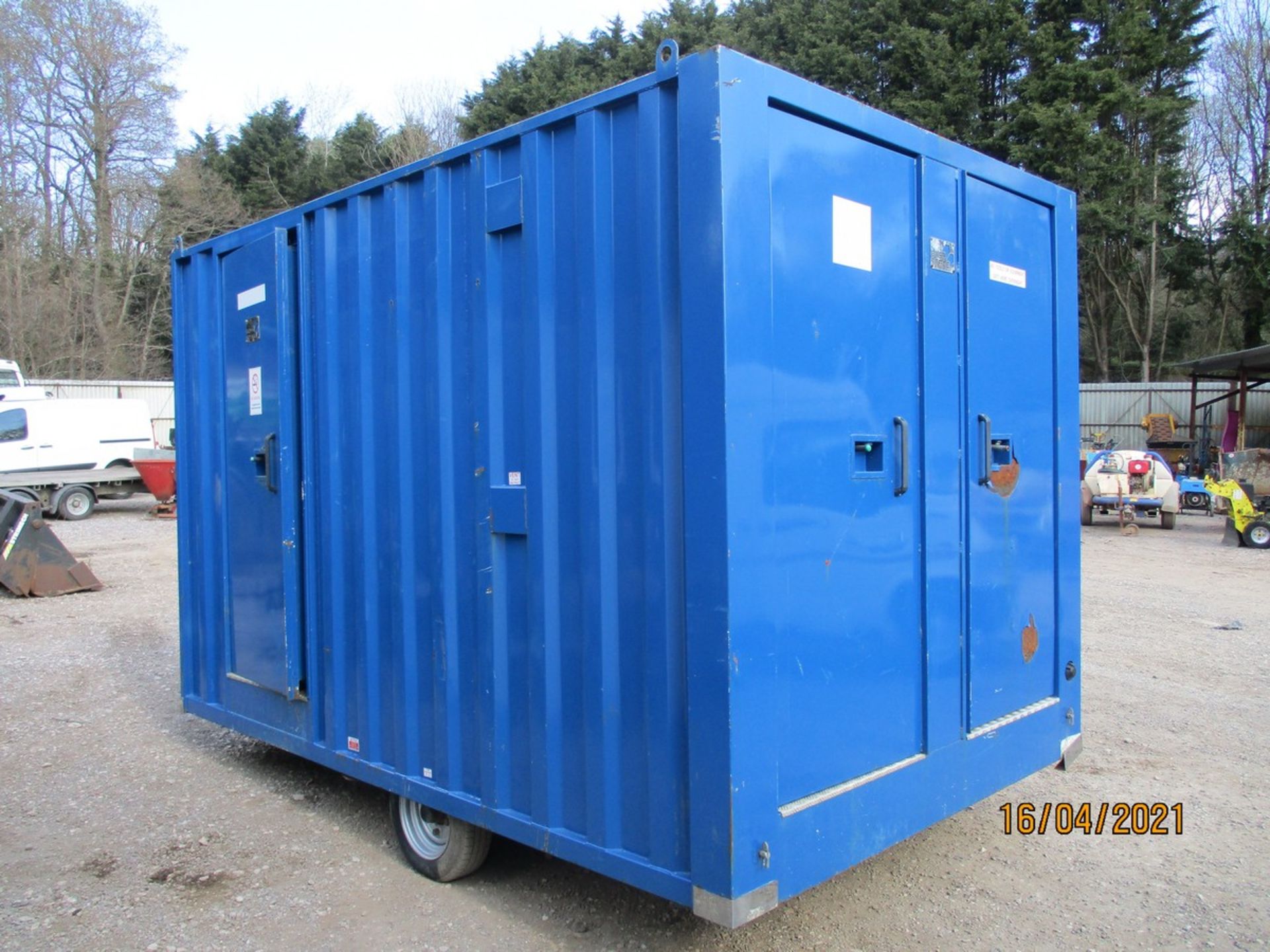 BOSS FAST TOW WELFARE UNIT C.W 6KVA DSL GENERATOR, W.C & RESTROOM - Image 2 of 7