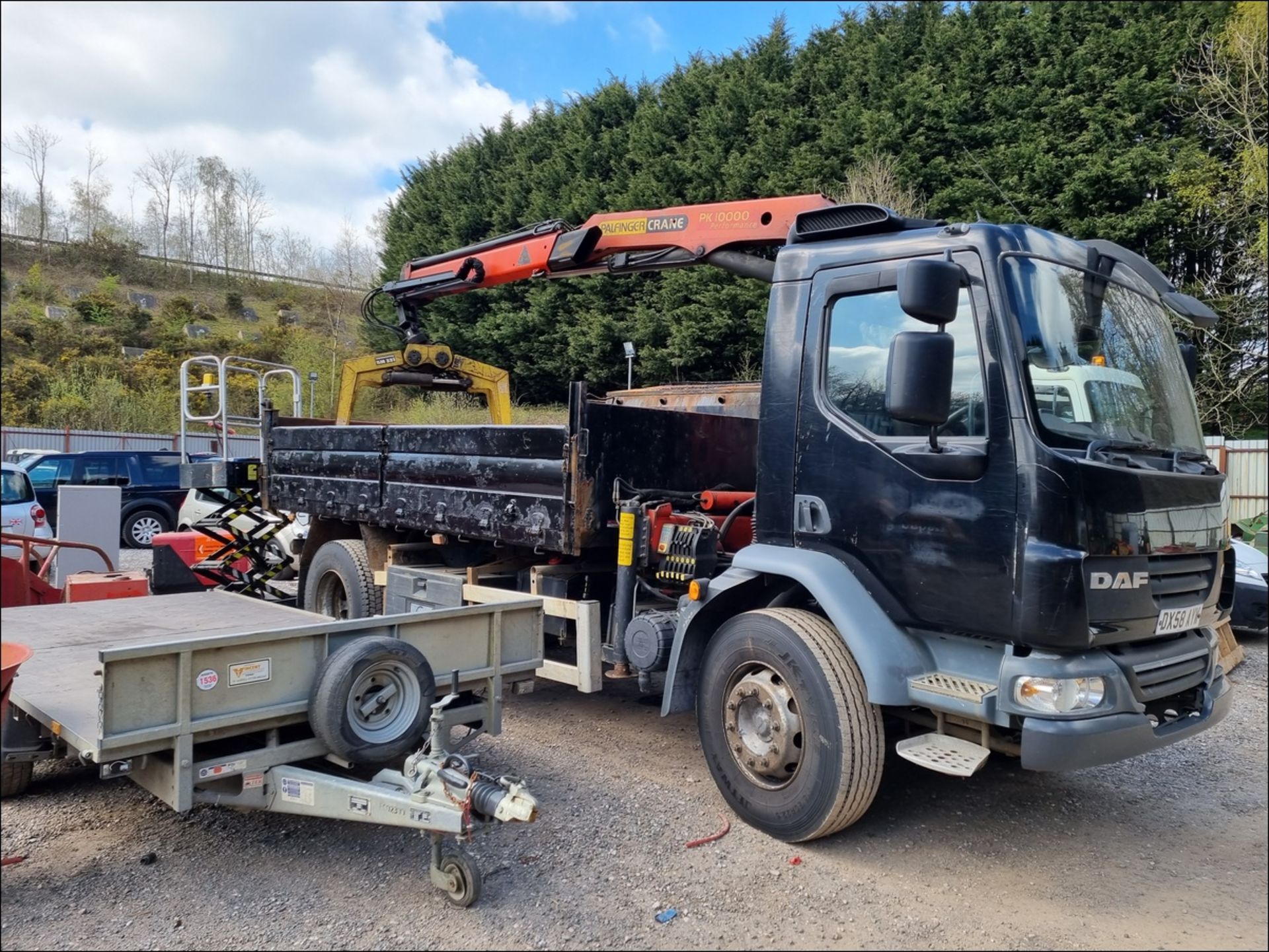 09/58 DAF TRUCKS LF - 6692cc Tipper (Black, 213k) - Image 11 of 15