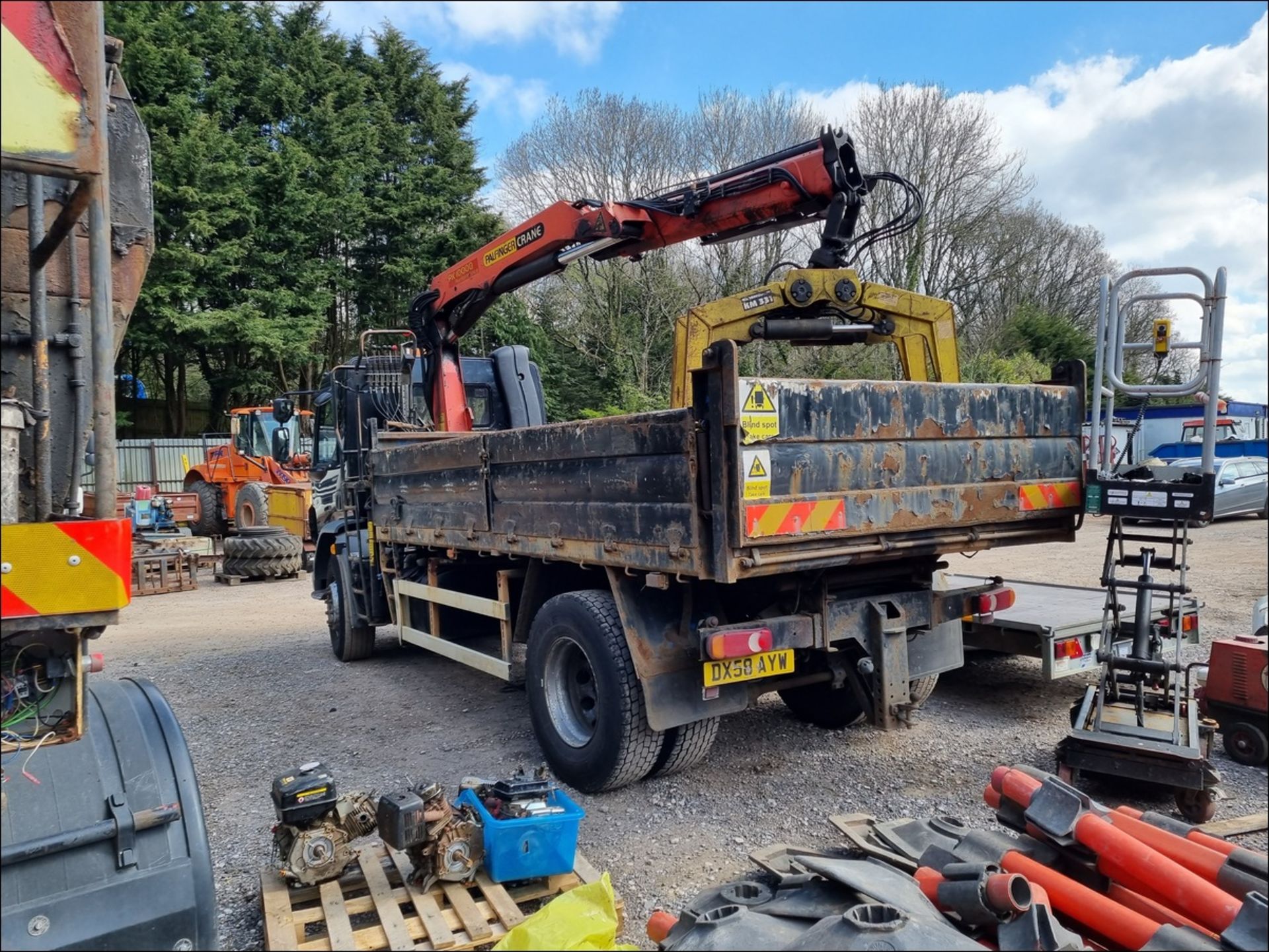 09/58 DAF TRUCKS LF - 6692cc Tipper (Black, 213k) - Image 6 of 15