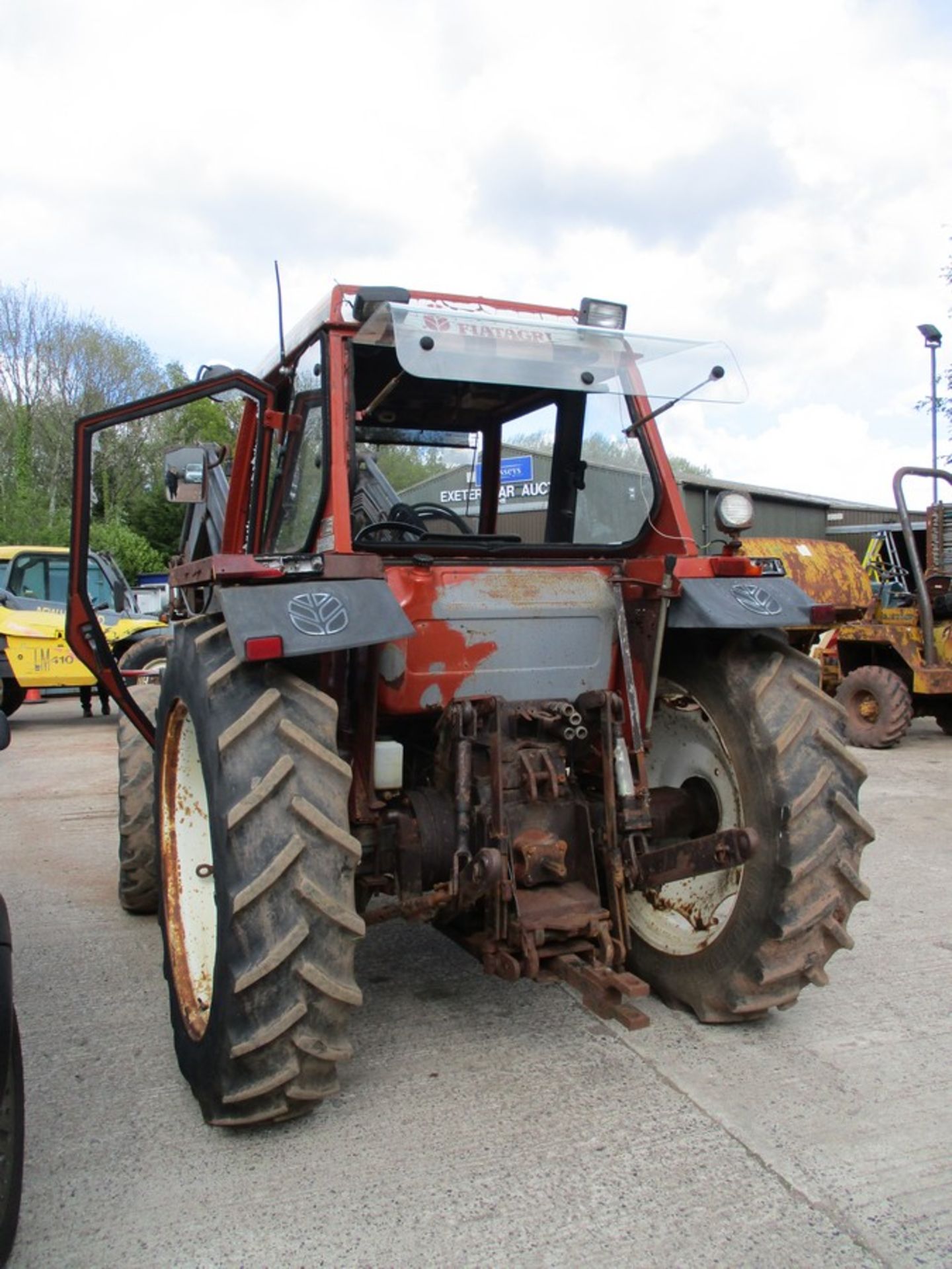 FIAT 70-90 4WD TRACTOR C.W LOADER 4260HRS - Image 5 of 6