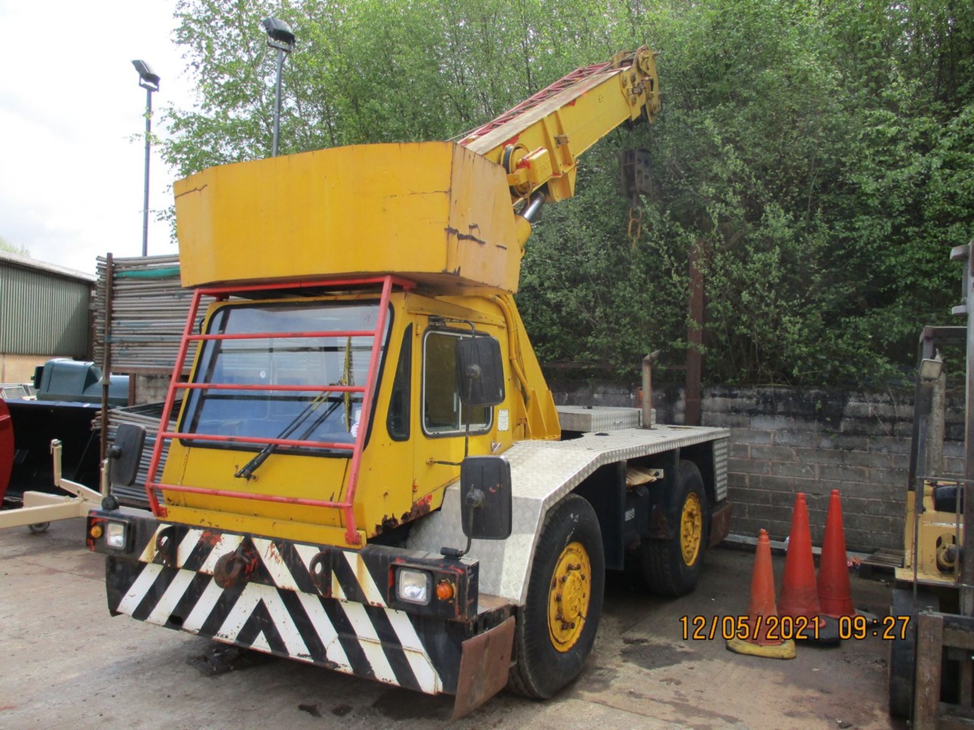 GROVE 12 TON CRANE H801 BGW