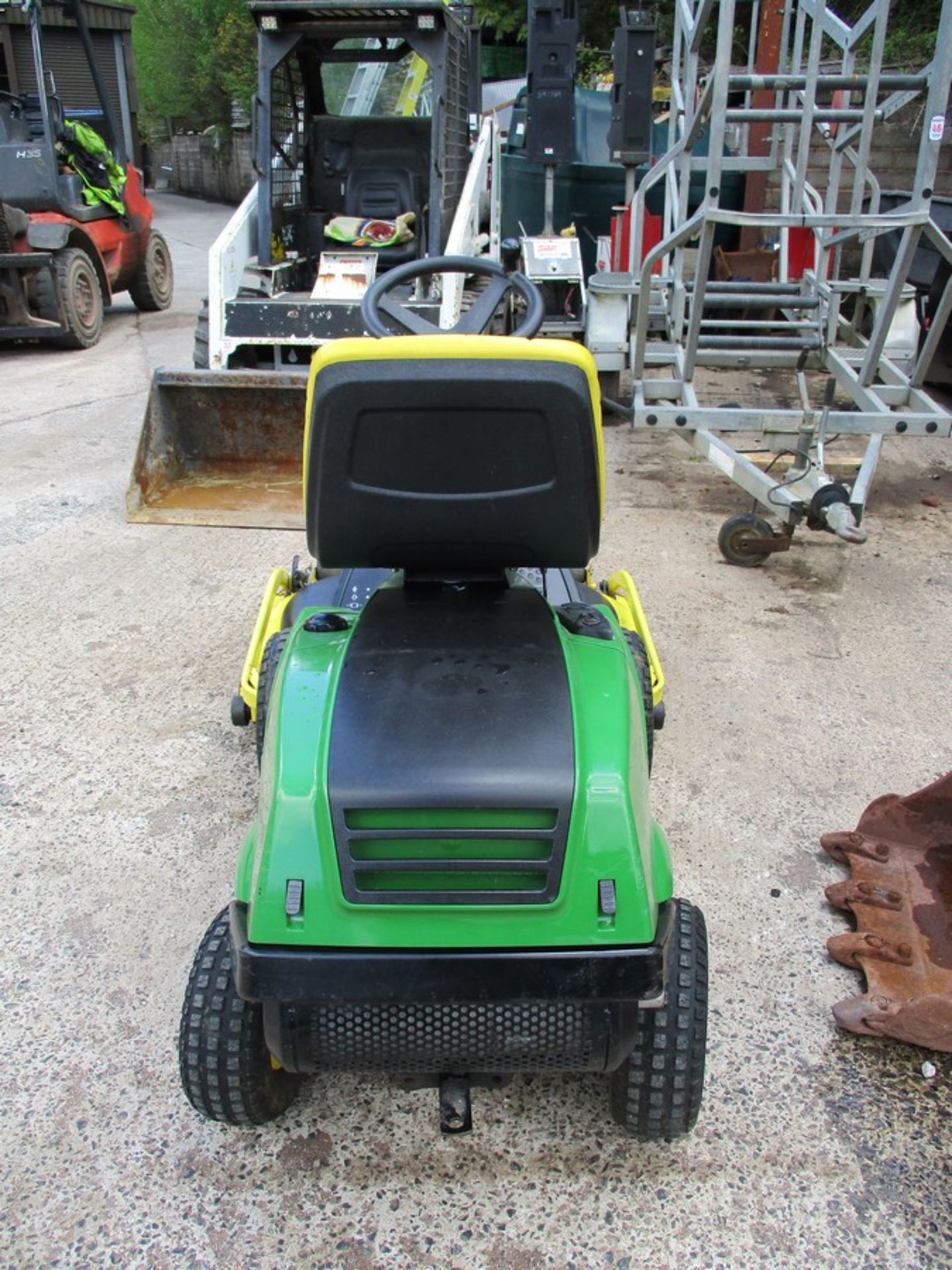 JOHN DEERE F420 OUTFRONT MOWER - Image 3 of 3