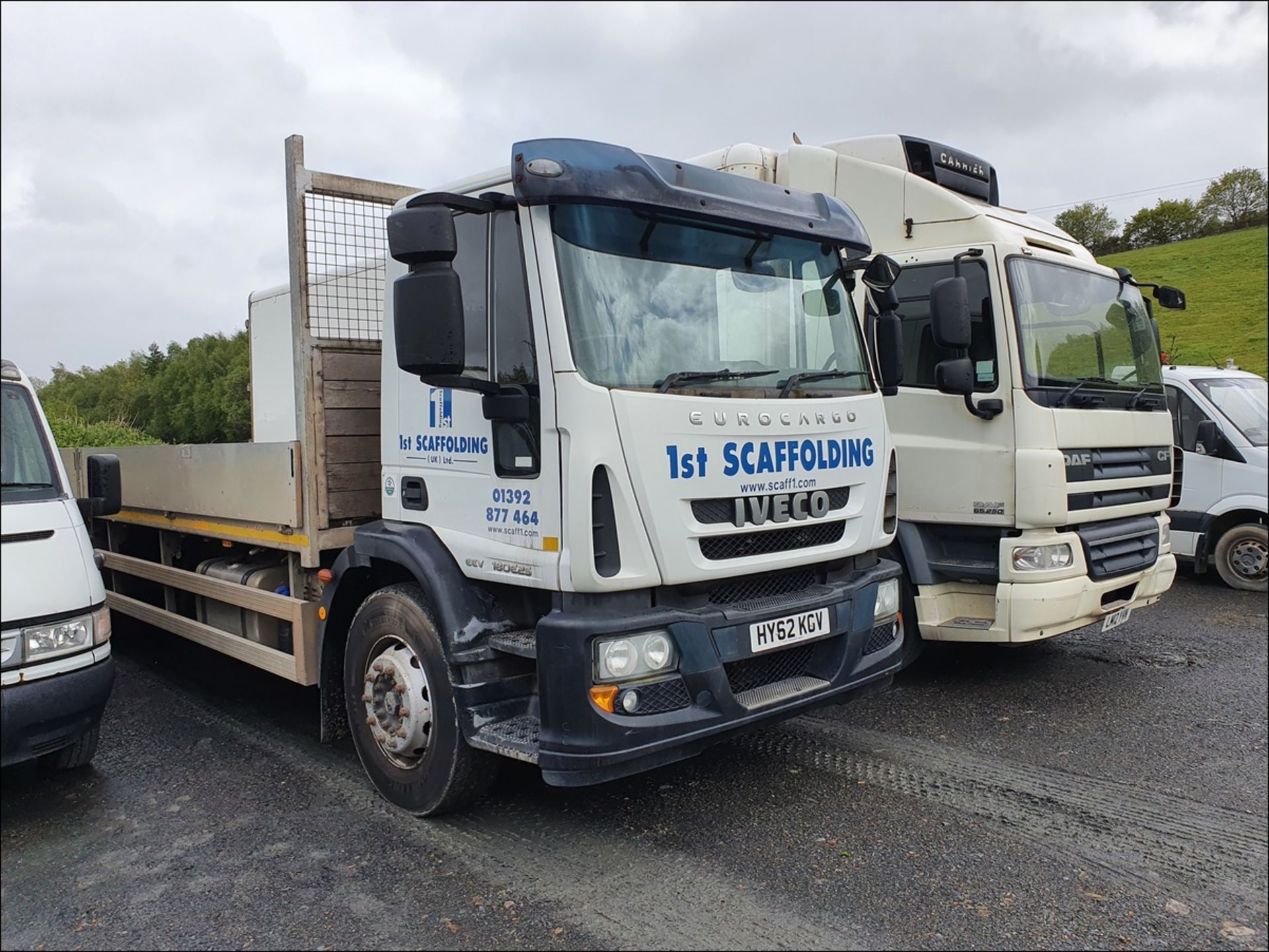 12/62 IVECO EUROCARGO (MY 2008) - 5880cc 2dr Flat Bed (White, 148k) - Image 2 of 16