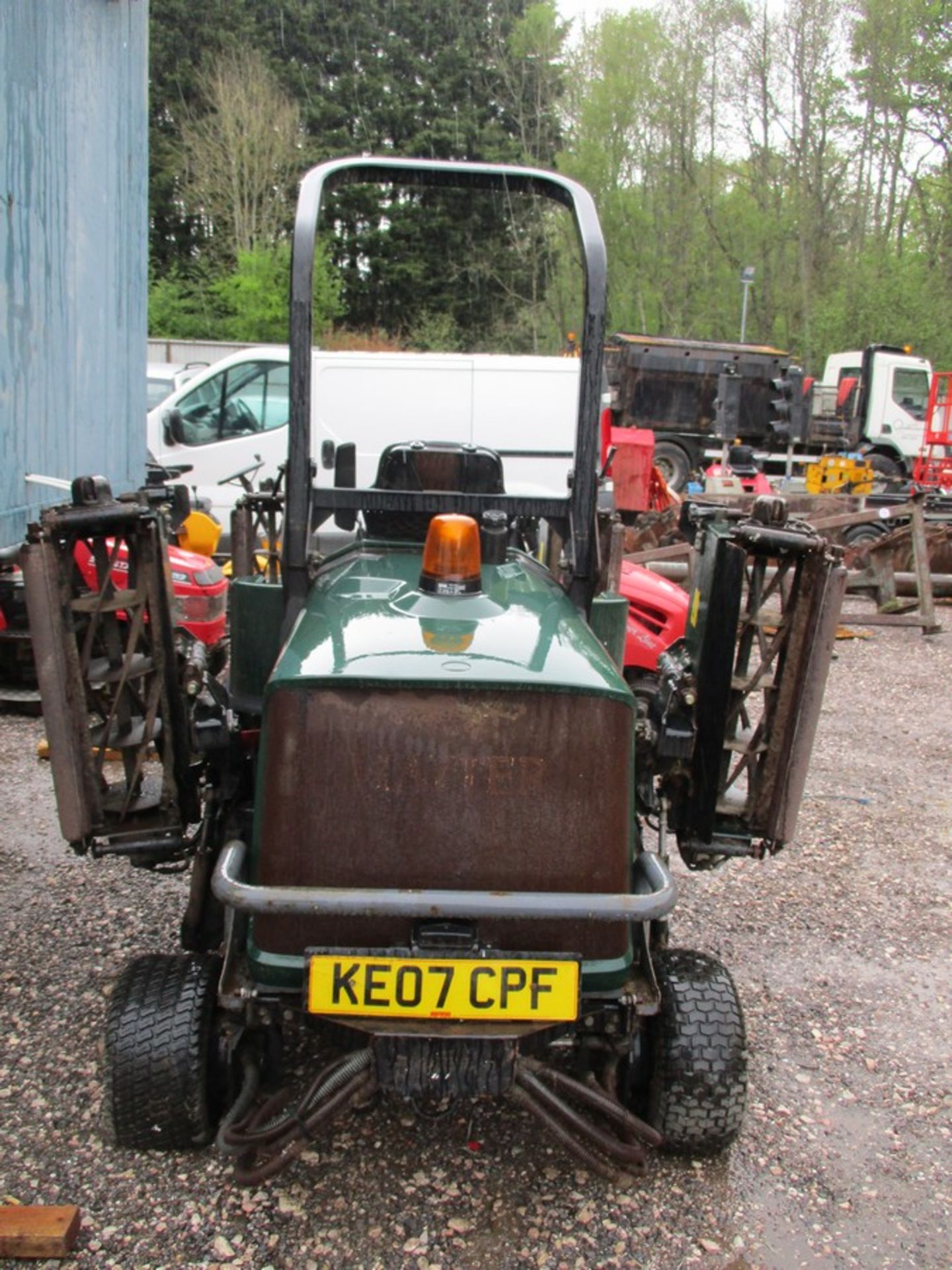 HAYTER TRIPLE MOWER - Image 2 of 3