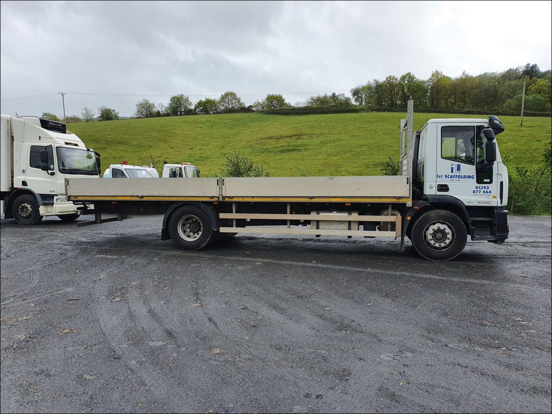 12/62 IVECO EUROCARGO (MY 2008) - 5880cc 2dr Flat Bed (White, 148k) - Image 5 of 16