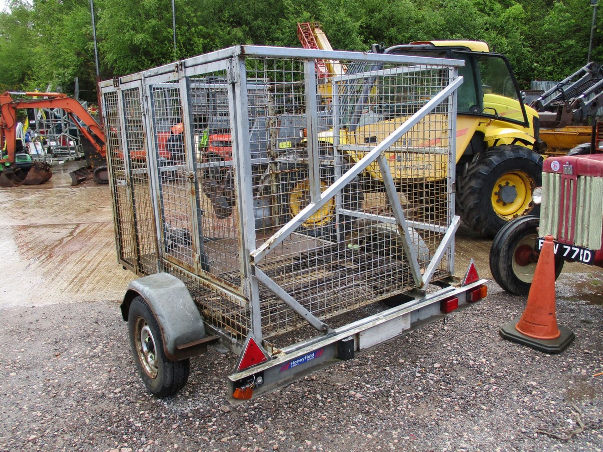 SINGLE AXLE CAGED TRAILER - Image 2 of 3