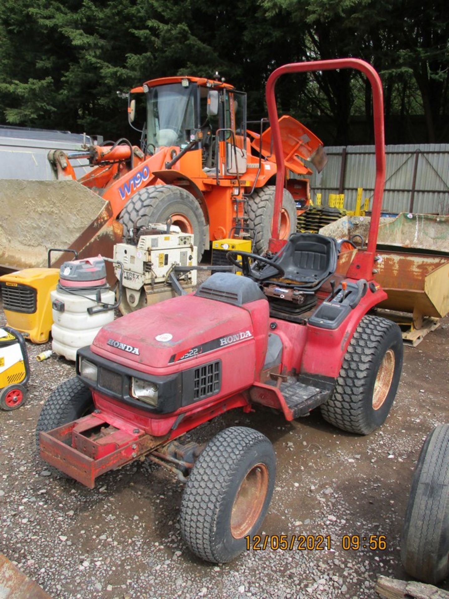 HONDA 6522 COMPACT TRACTOR 2942 HRS - Image 2 of 5