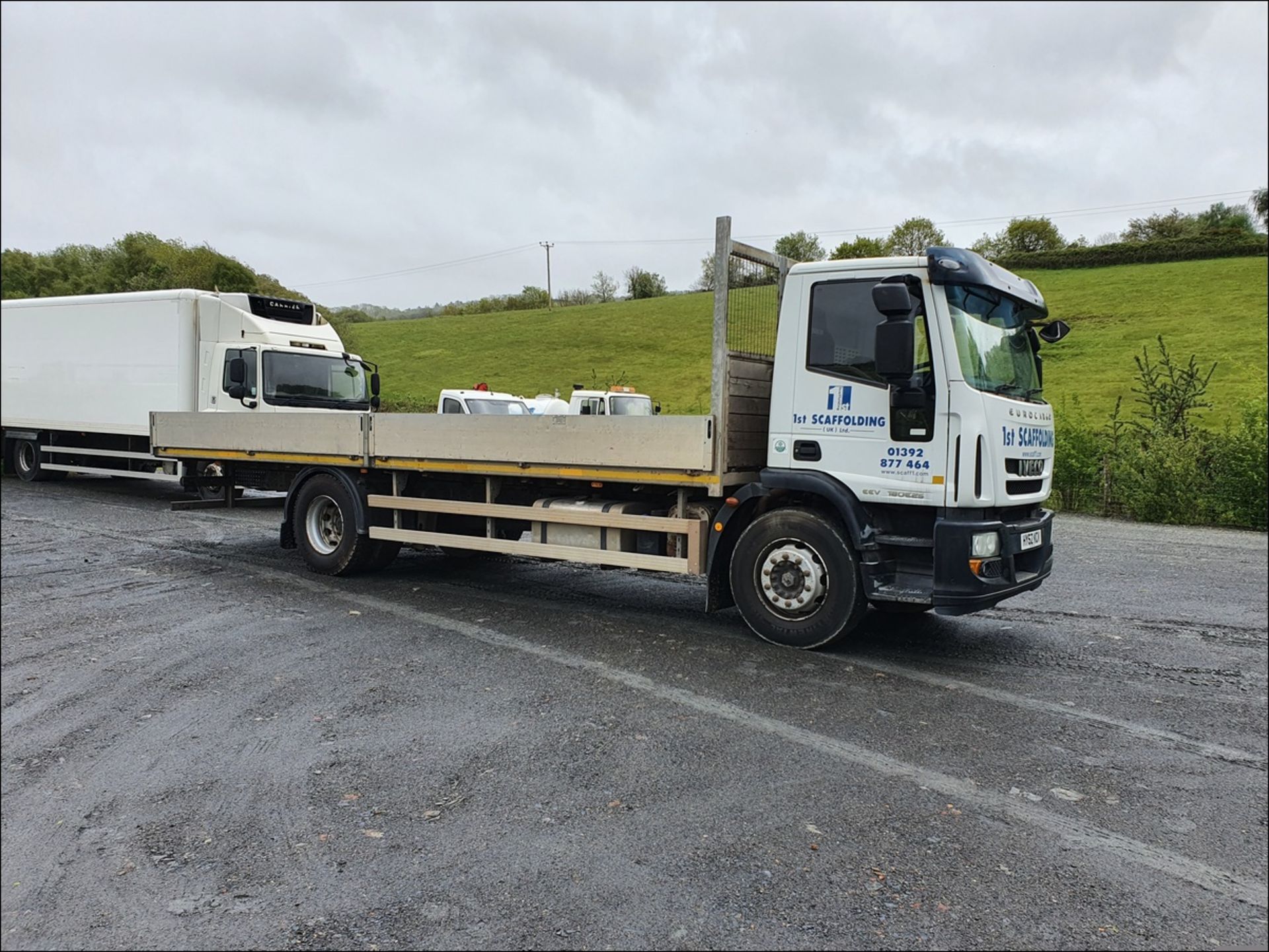 12/62 IVECO EUROCARGO (MY 2008) - 5880cc 2dr Flat Bed (White, 148k) - Image 4 of 16