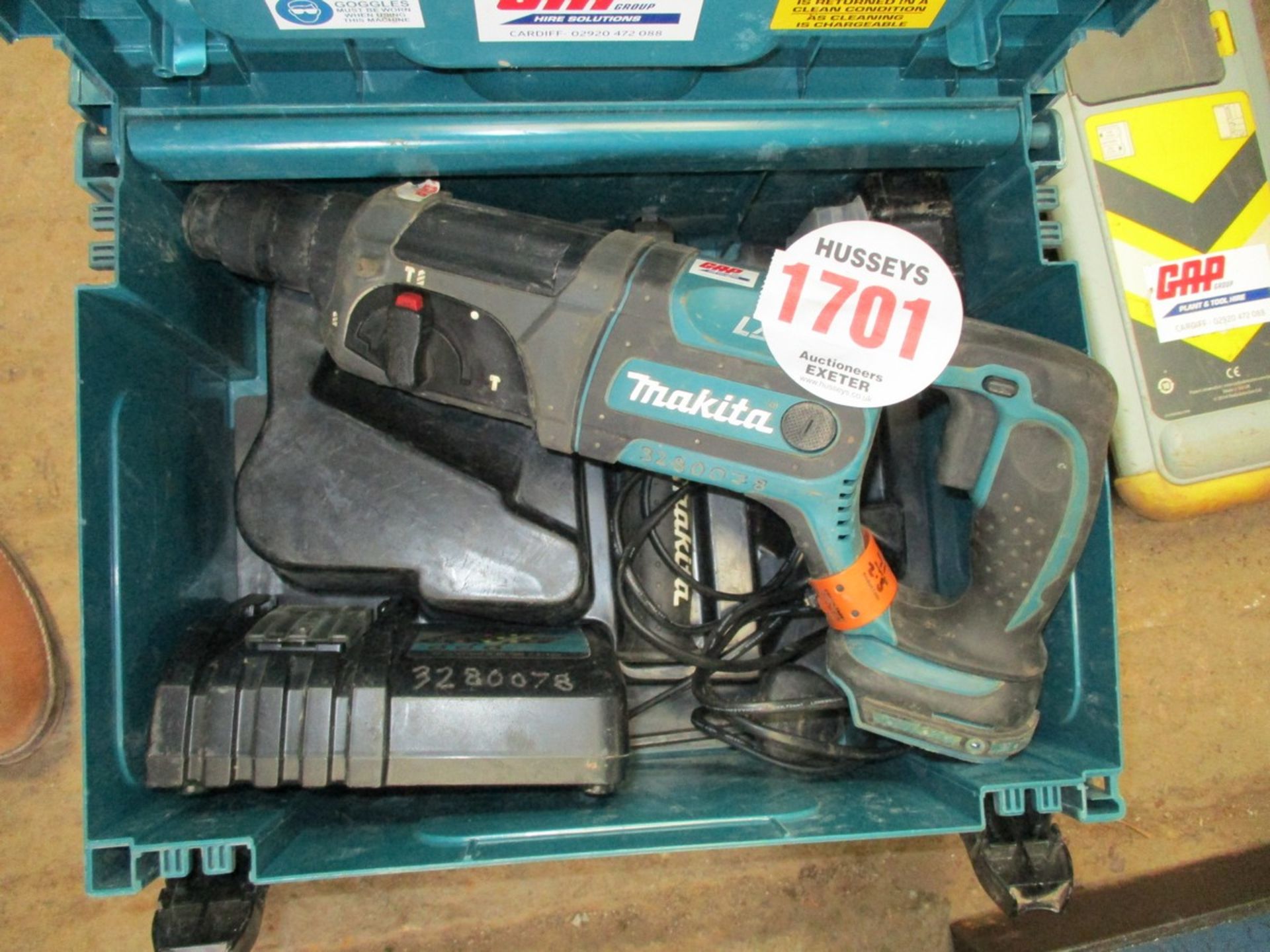 CORDLESS MAKITA HAMMER DRILL