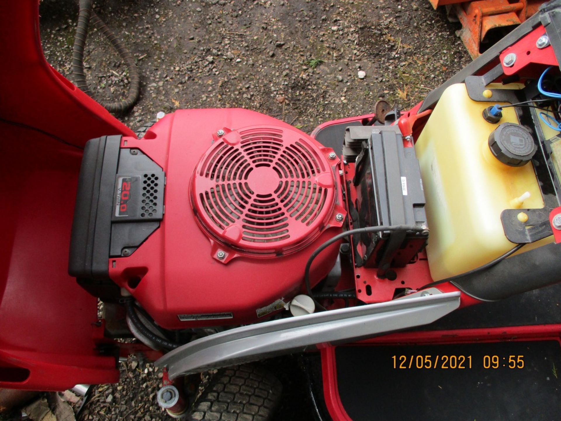 COUNTAX RIDE ON MOWER - Image 3 of 4