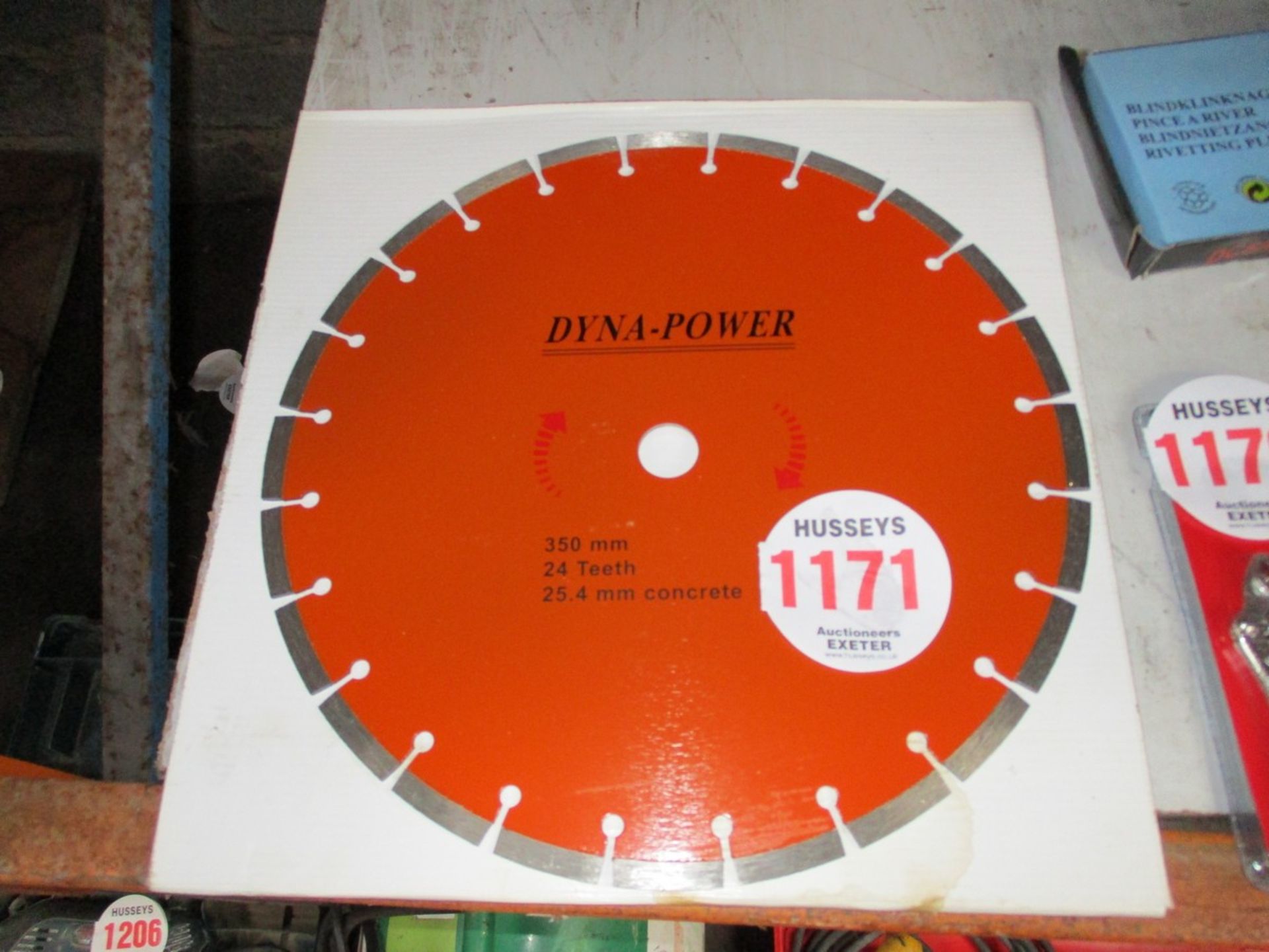 CONCRETE CUTTING BLADE