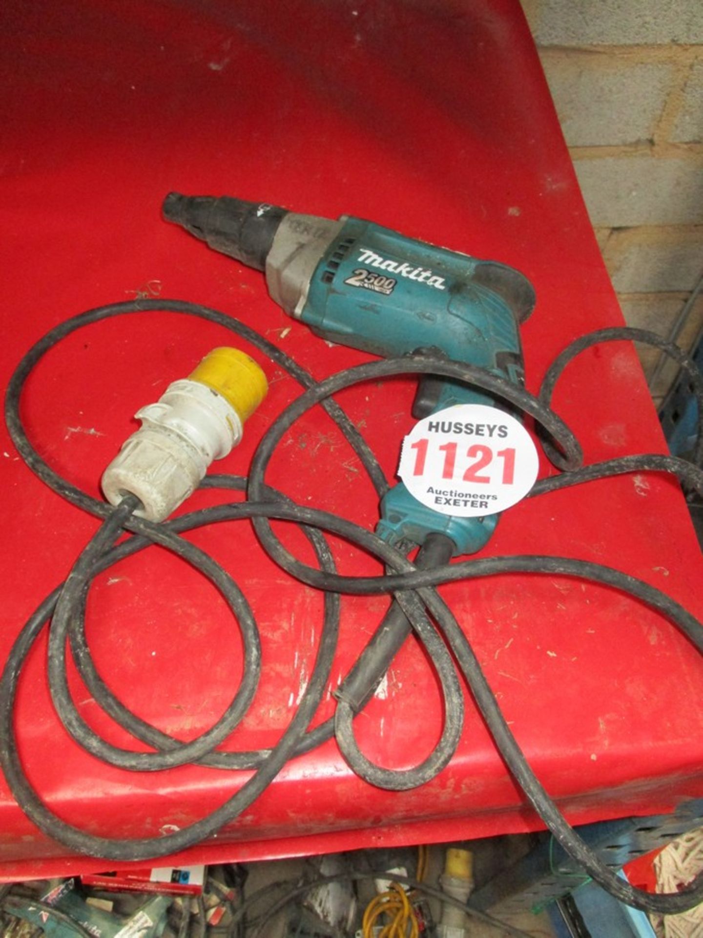 MAKITA DRILL