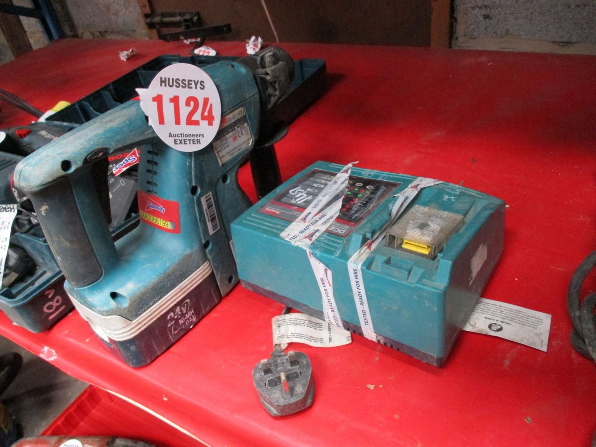 CORDLESS MAKITA HAMMER DRILL