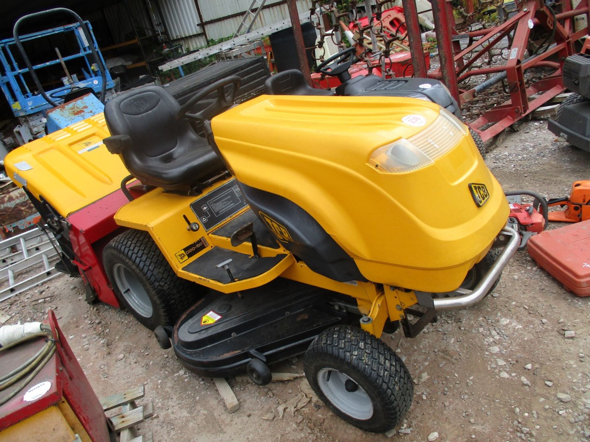 JCB DIESEL RIDE ON MOWER