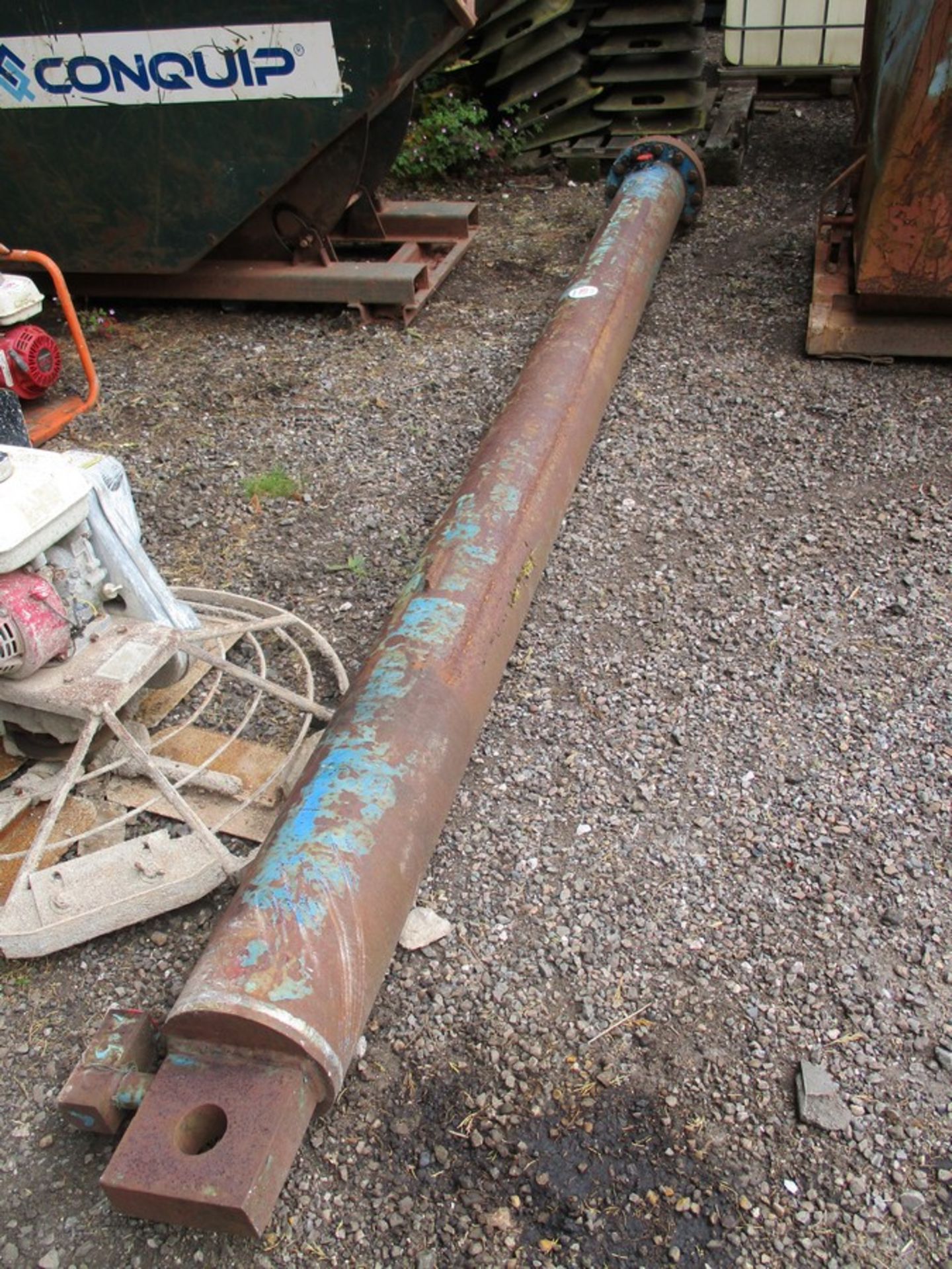 HYDRAULIC CYLINDER APPROX 3 METERS