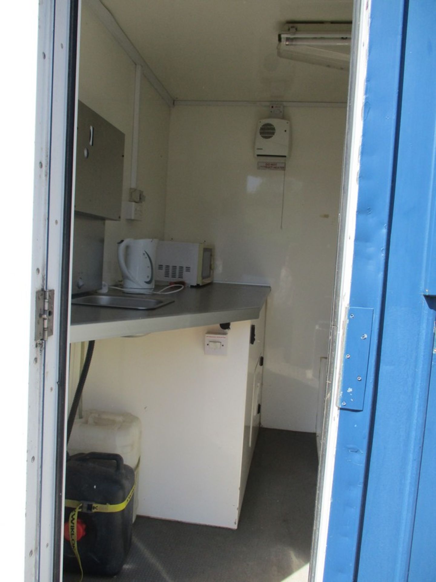 AJC FAST TOW WELFARE UNIT - Image 2 of 6