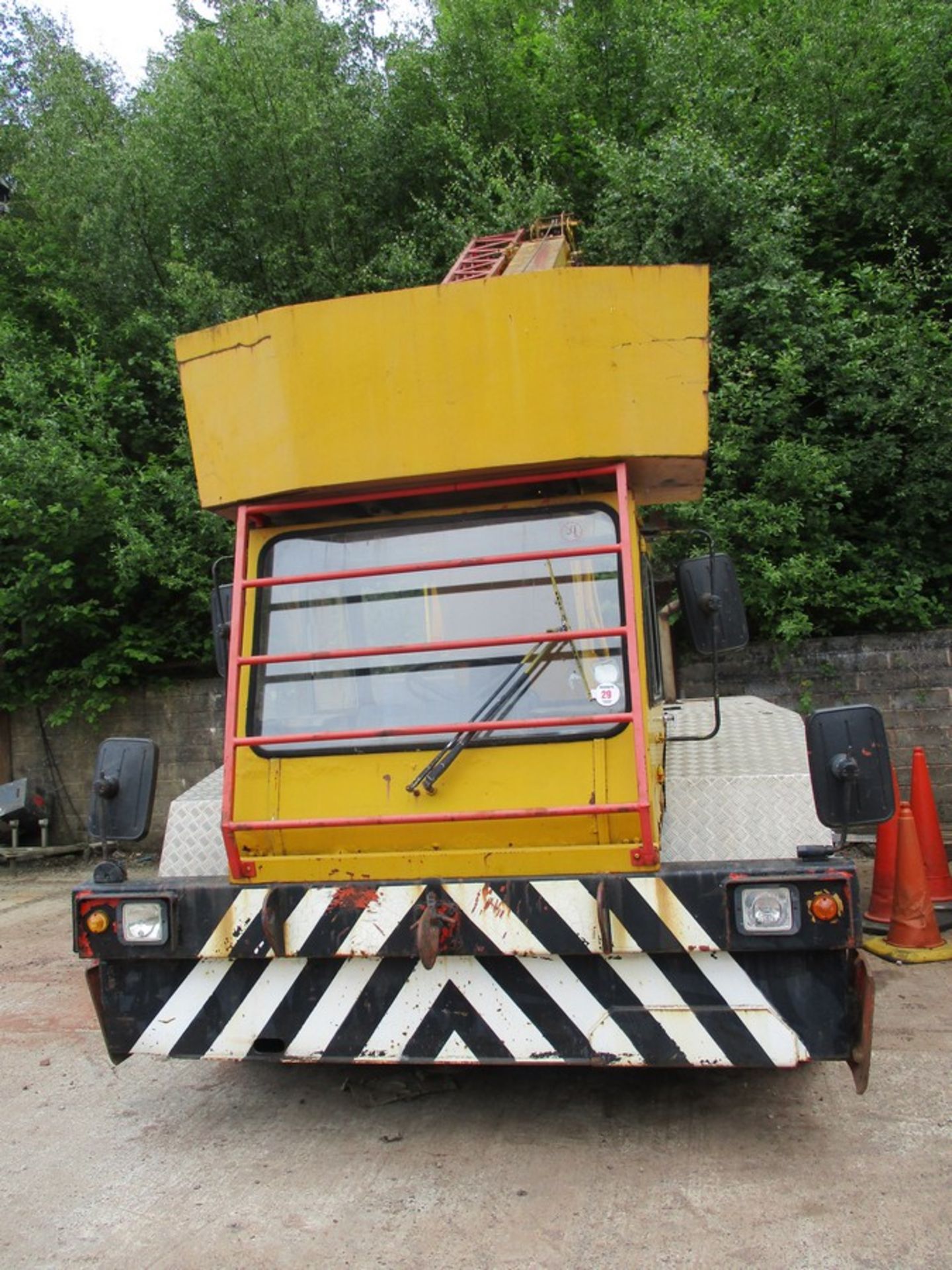 GROVE 12 TON CRANE H801BGW