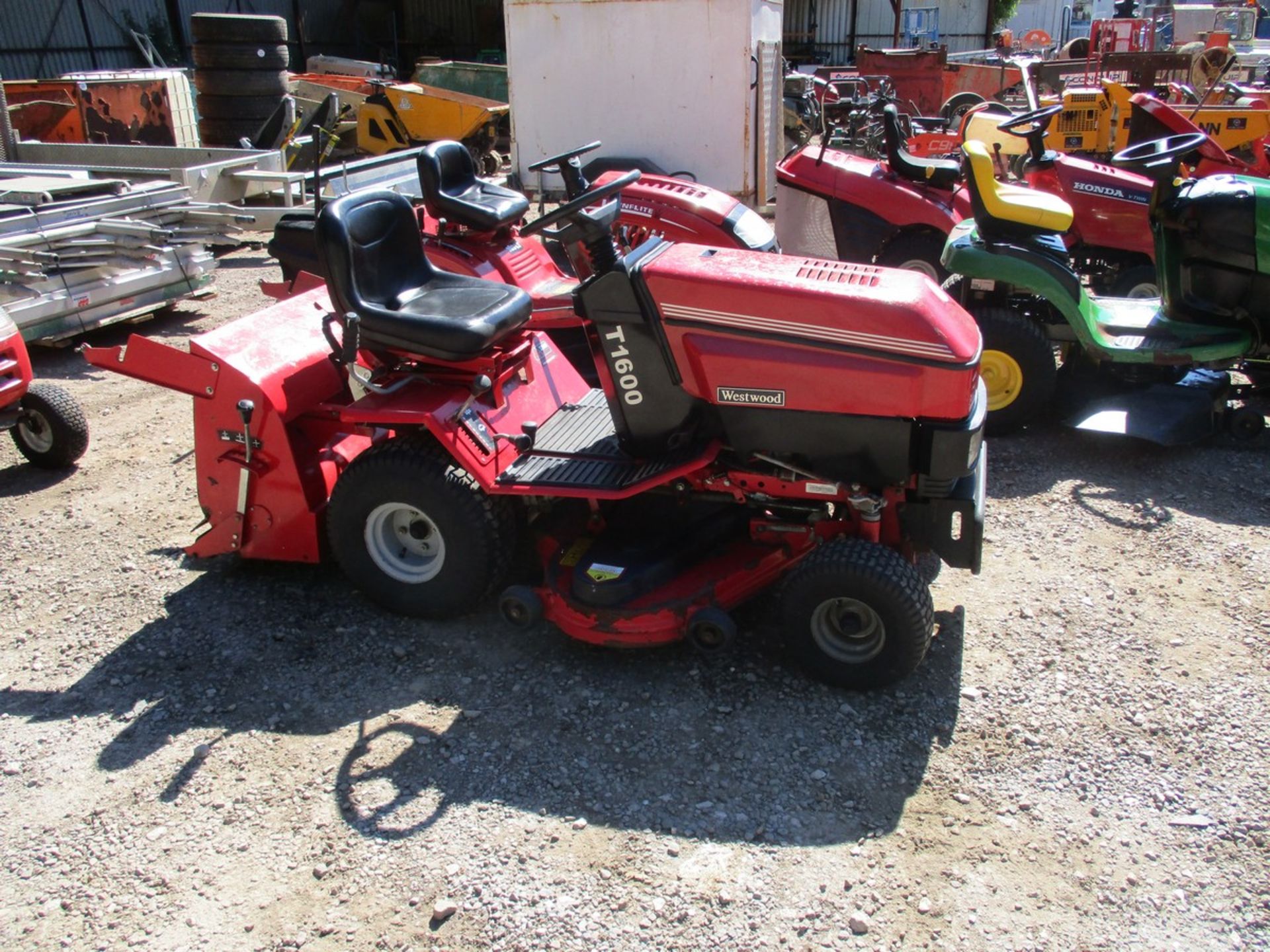 WESTWOOD T1600 RIDE ON MOWER