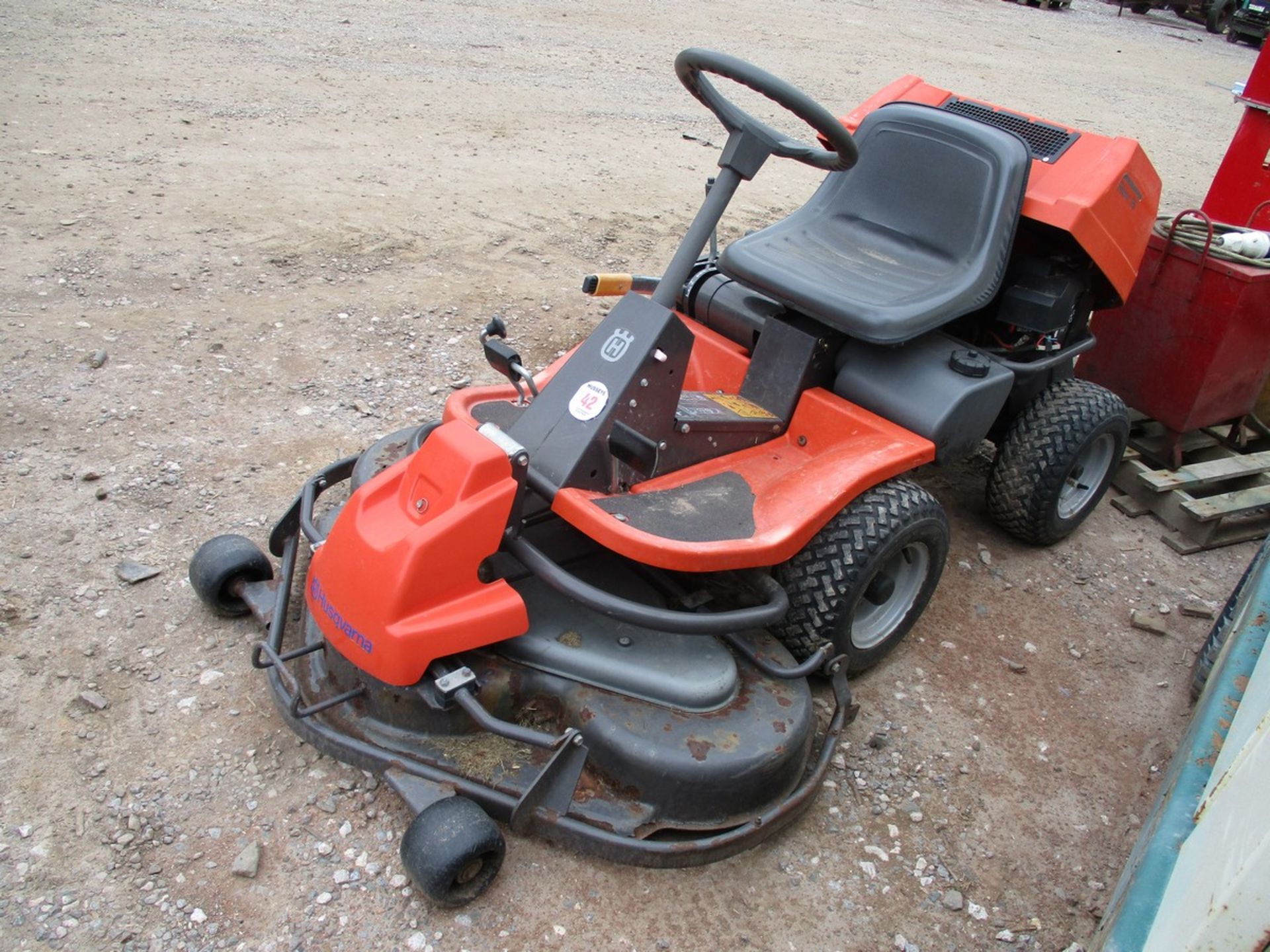 HUSQVARNA RIDER 16 OUTFRONT MOWER - Image 4 of 4