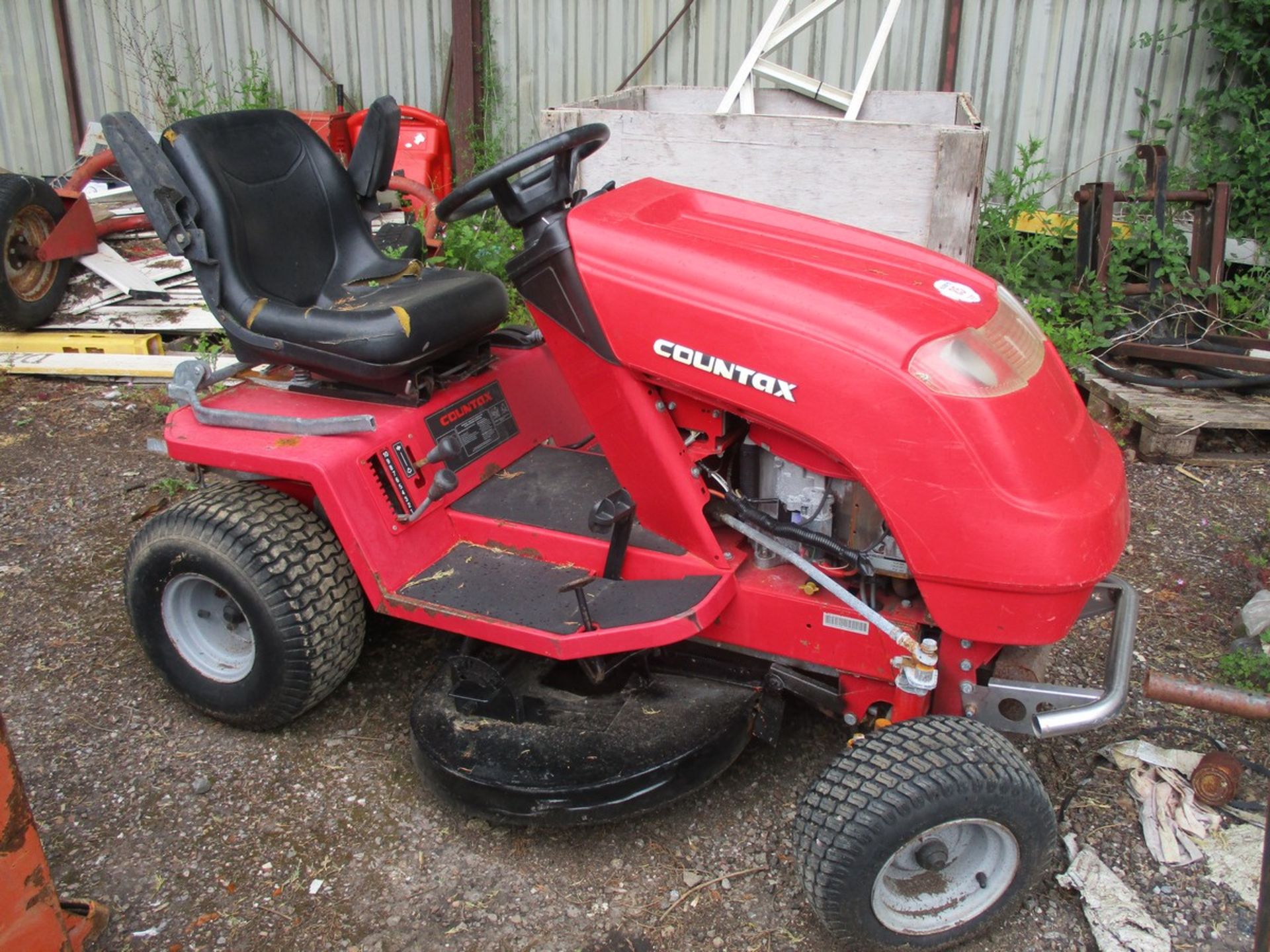 COUNTAX MID MOUNTED MOWER