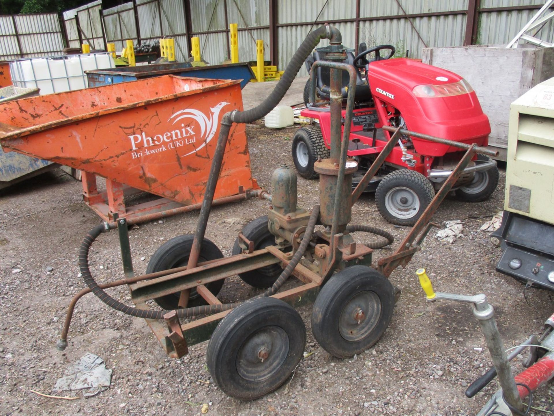 TAR SPRAYING TROLLEY