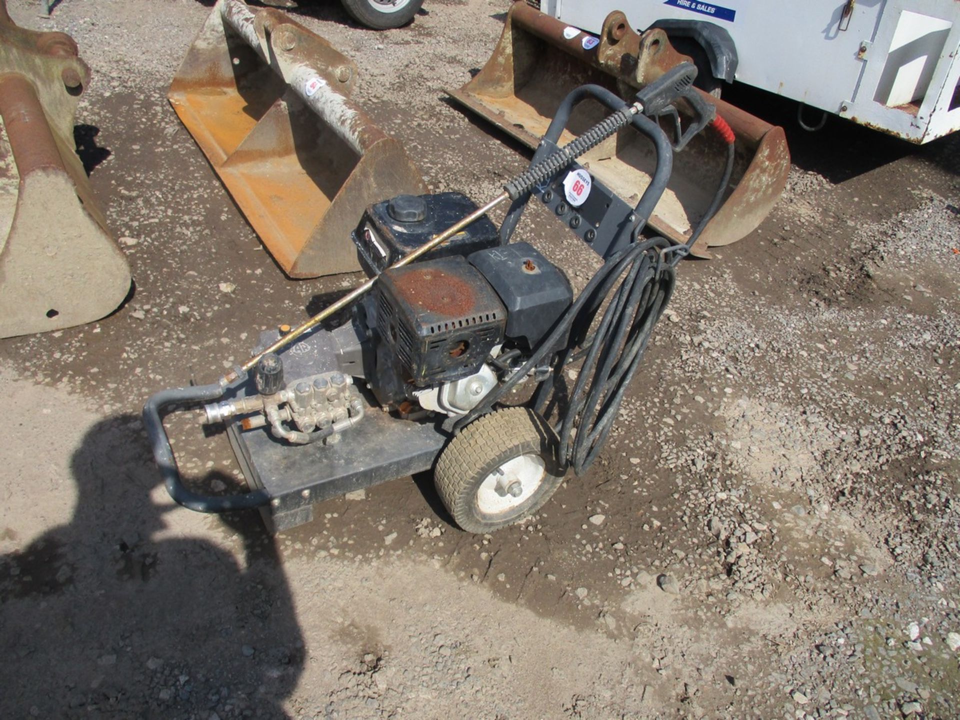 PRESSURE WASHER - Image 2 of 2