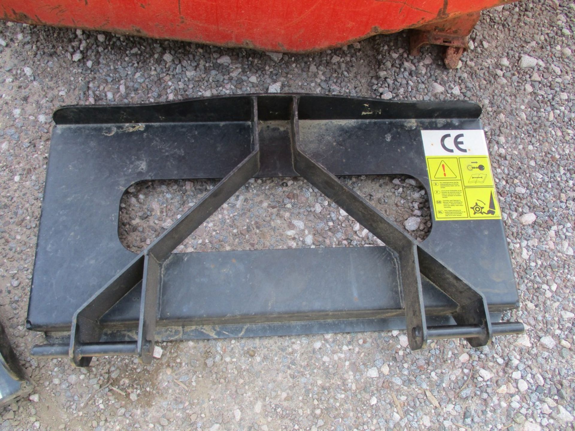 2 HITCH BRACKETS - Image 2 of 2