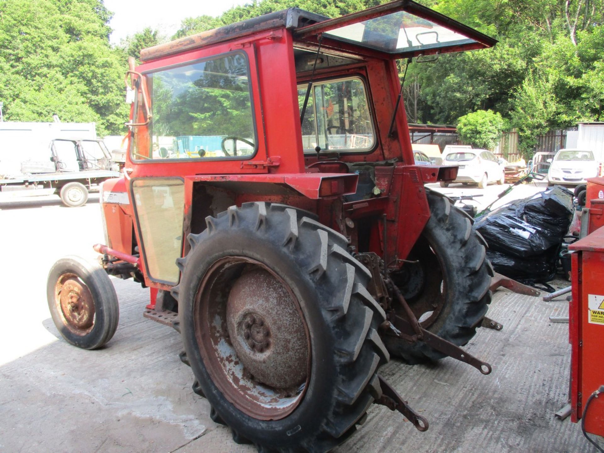 MASSEY FERGUSON 550 TRACTOR C.W LOADER 7140HRS - Image 3 of 5