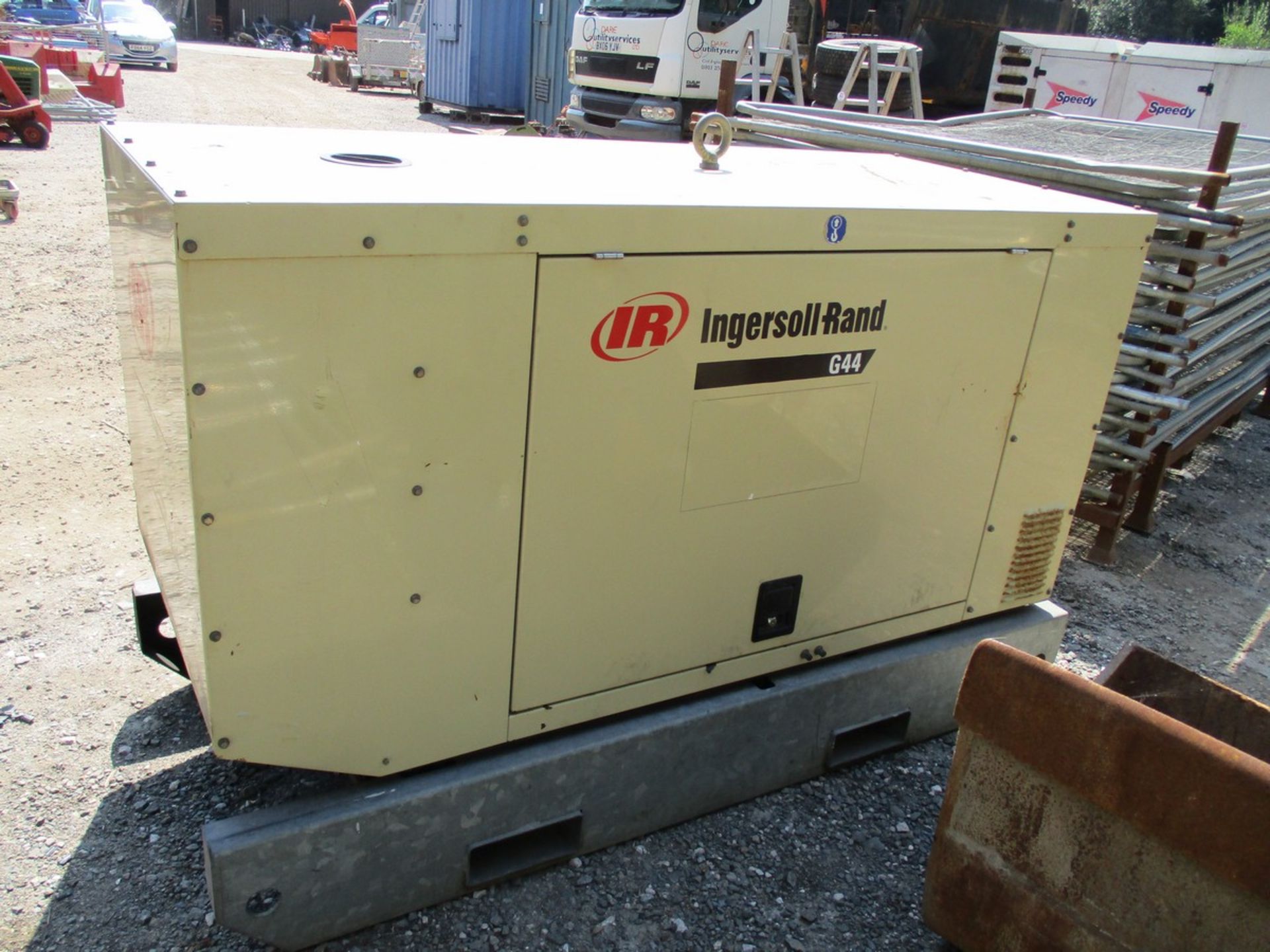 INGERSOL RAND G44 GENERATOR 40KVA - Image 2 of 4