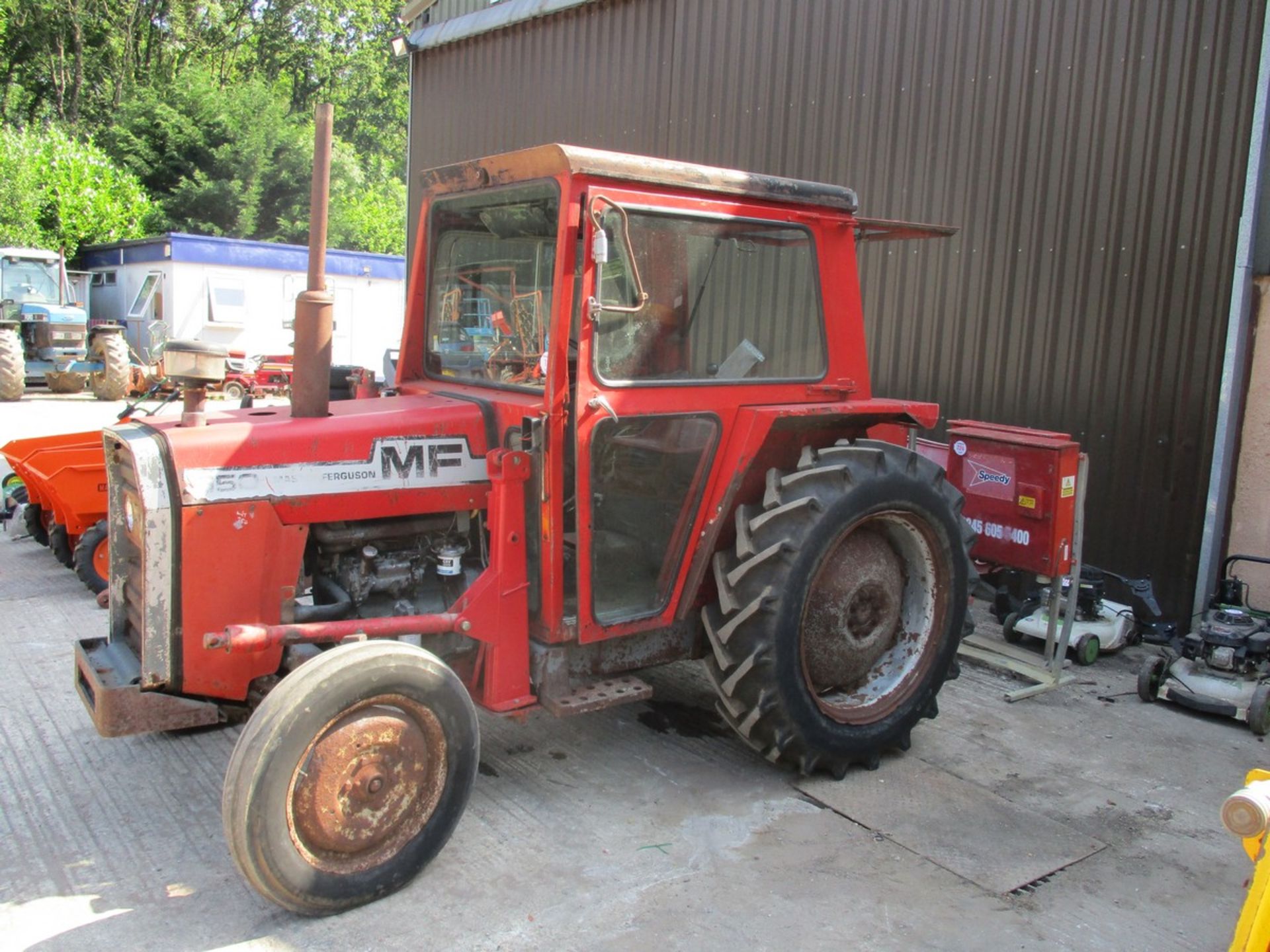 MASSEY FERGUSON 550 TRACTOR C.W LOADER 7140HRS