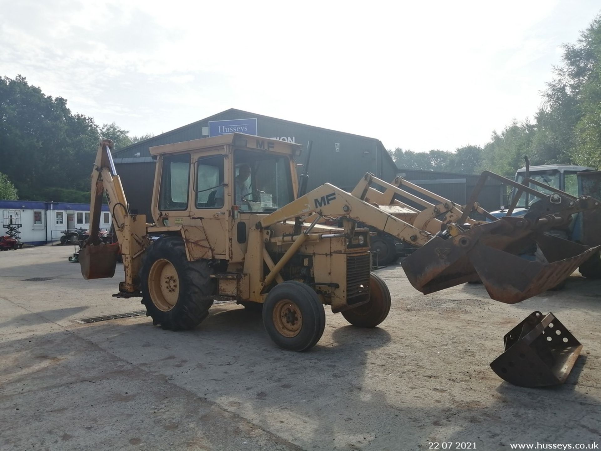 MASSEY FERGUSON 50D WHEELED DIGGER C.W 3 BUCKETS & PALLET FORKS, 2178HRS - Image 8 of 13