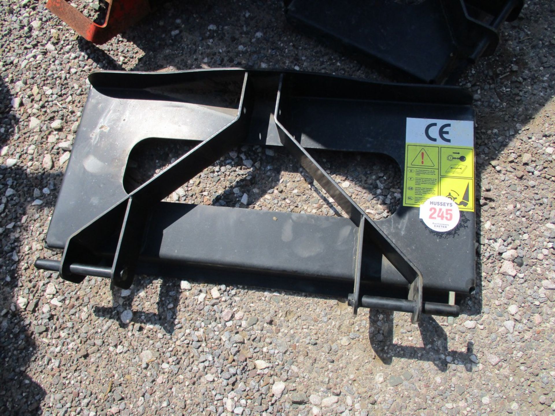 2 HITCH BRACKETS